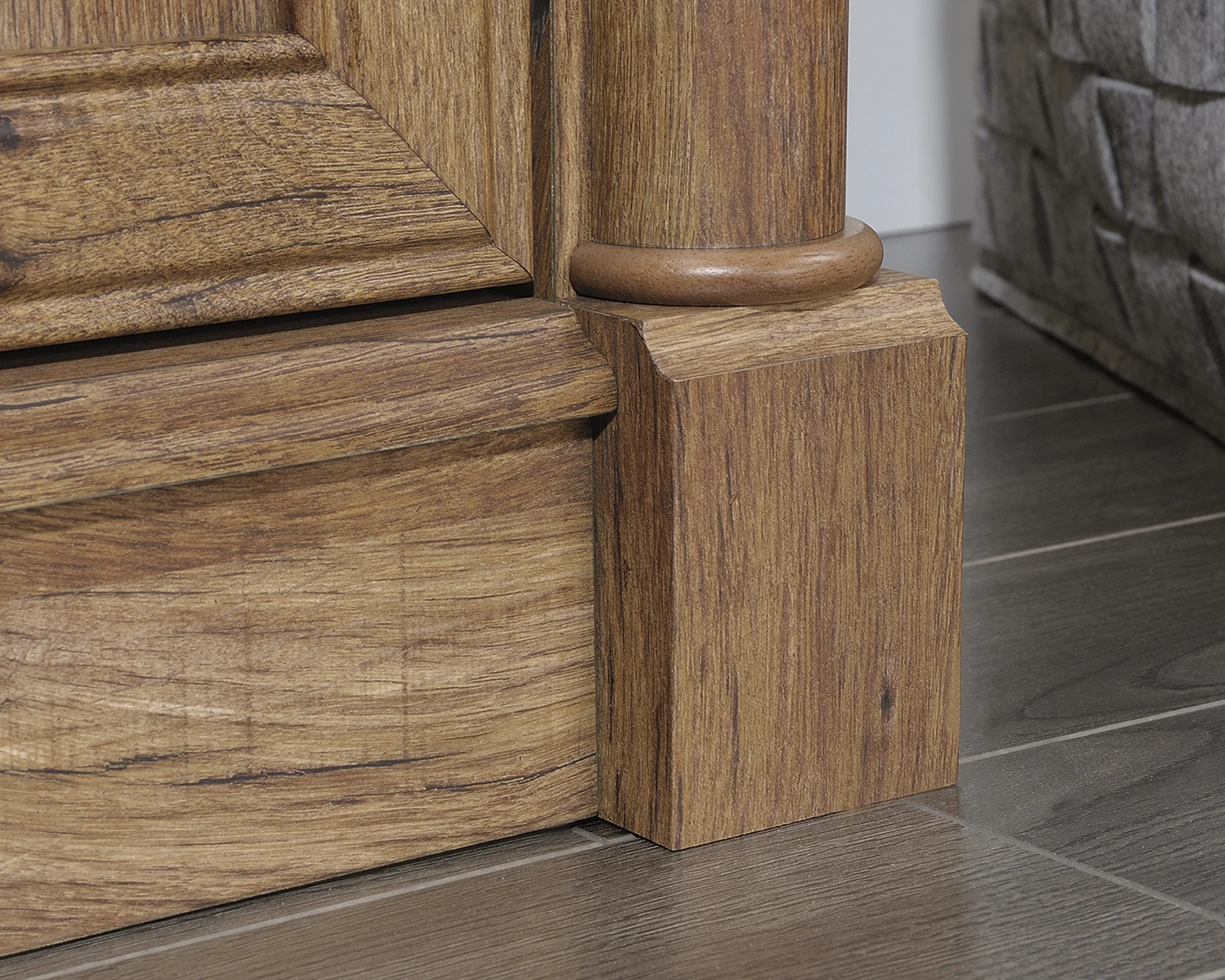 Palladia L-Shaped Desk in Vintage Oak finish