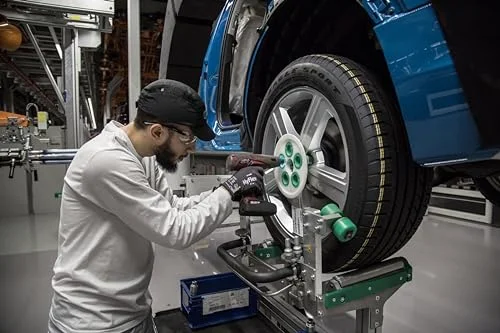 Ansell HyFlex 11-840 Ergonomic Abrasion-Resistant Nylon Spandex Nitrile Coated Industrial Gloves for Automotive, Fabrication - Small (7) Grey (3 Pairs)