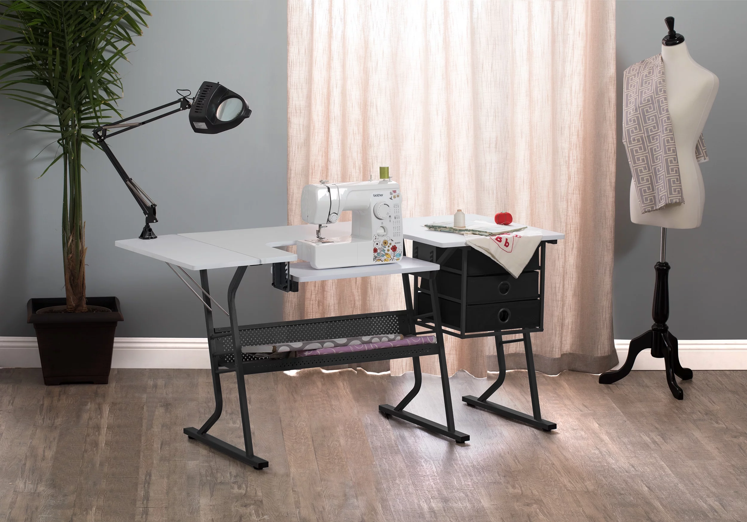 Sew Ready Eclipse Sewing / Hobby Center in Black/White #13362