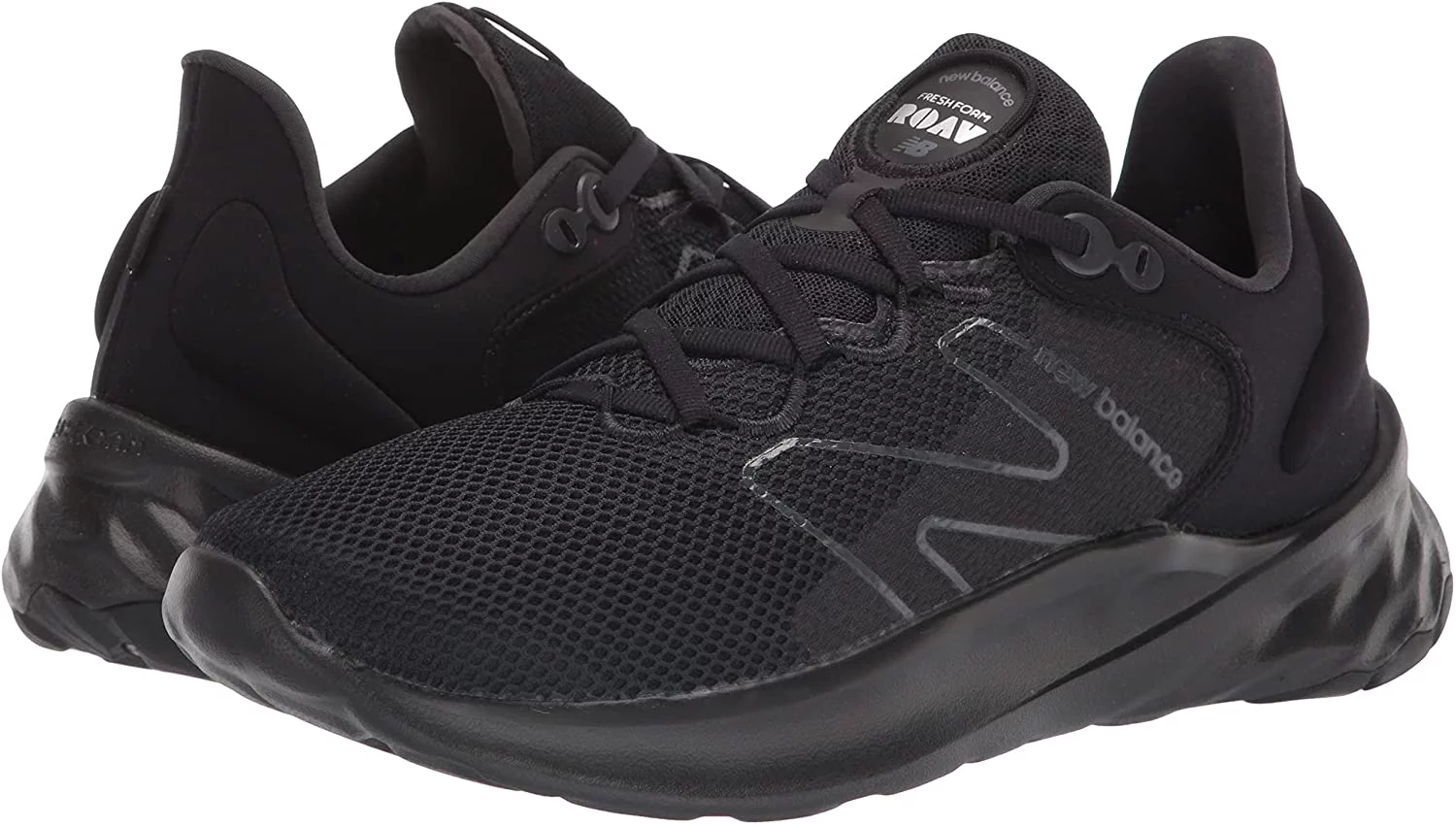 New Balance Mens Fresh Foam Roav V2 Sneaker 11.5 Black/Black/Magnet