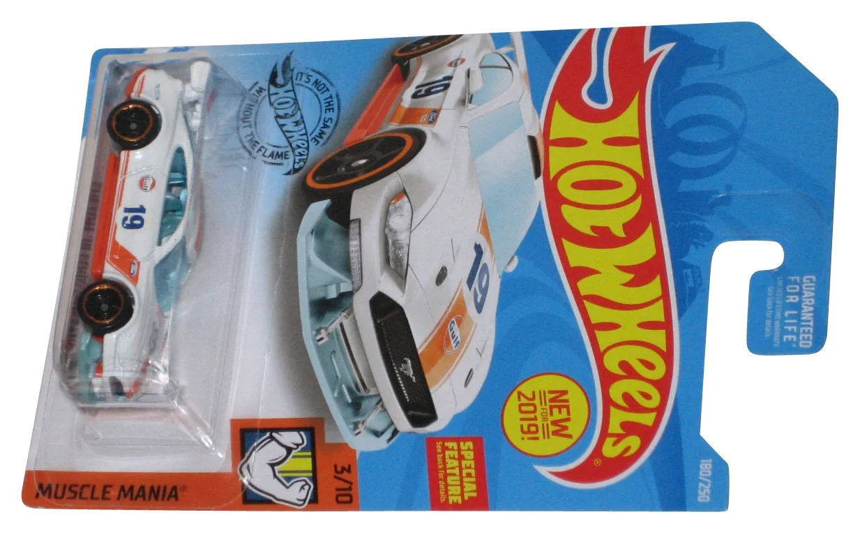 Hot Wheels Custom '18 Ford Mustang GT (2019) Muscle Mania 3/10 White Toy Car 180/250