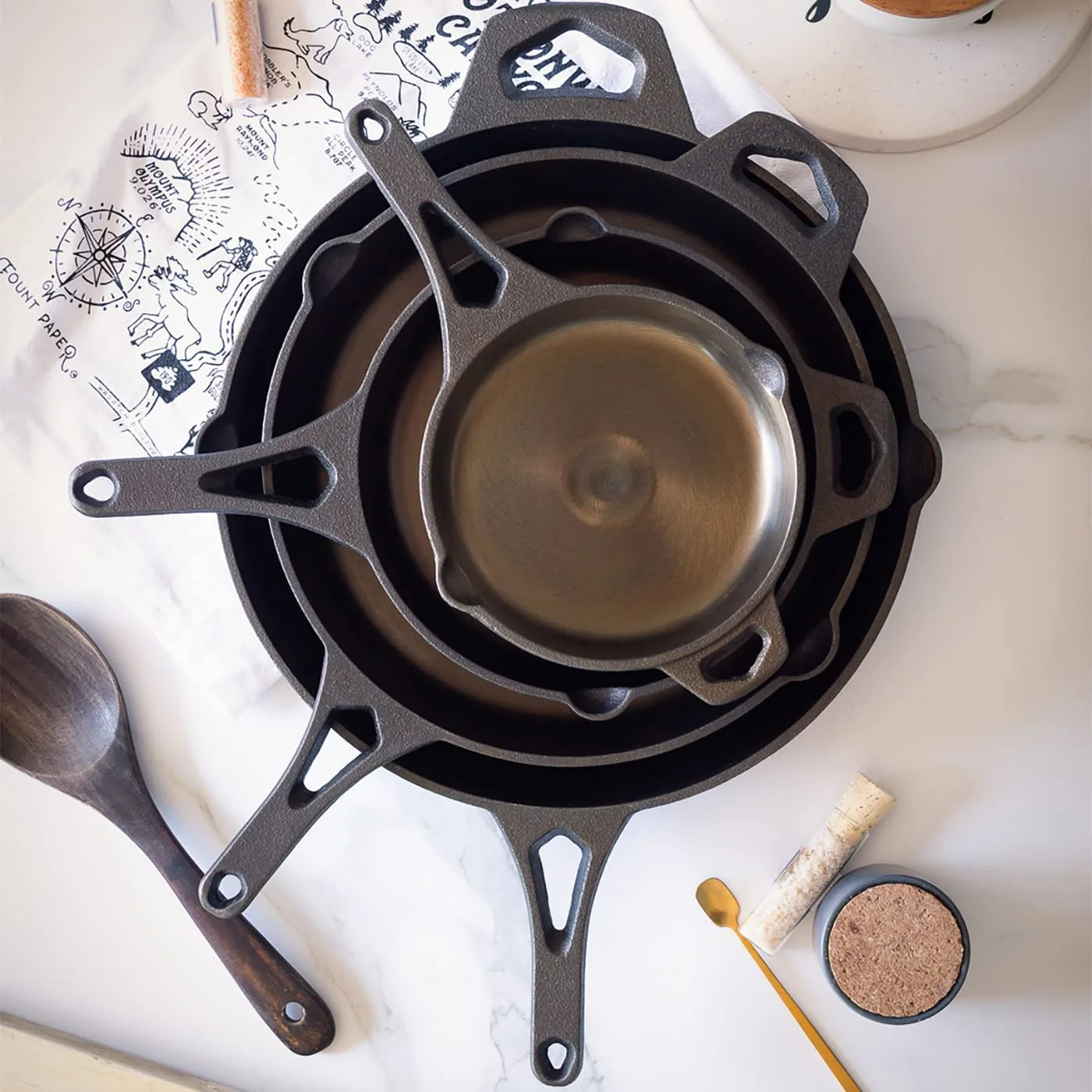 8 Inch Smooth Wasatch Pre-Seasoned Round Cast Iron Skillet