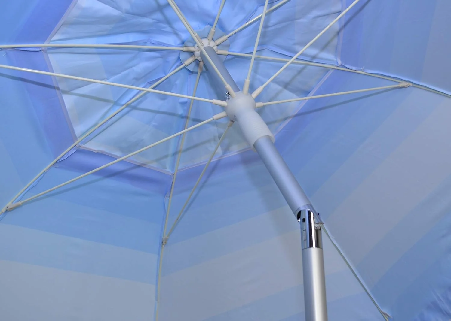 7 Ft Wide Striped Blue Beach Umbrella With Travel Bag