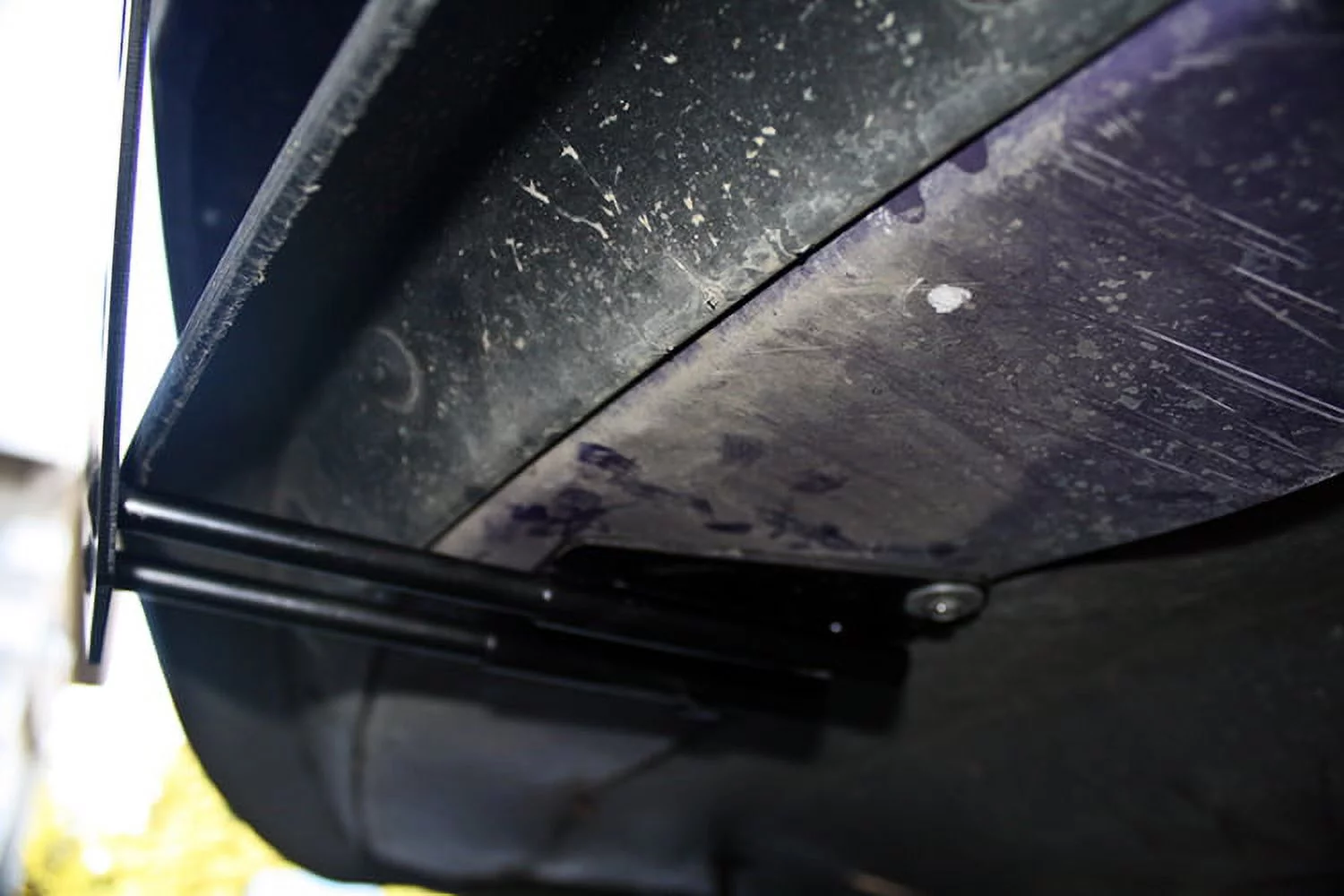 STO N SHO Front License Plate Bracket Compatible with 2006 Dodge Charger Daytona (SNS18b)