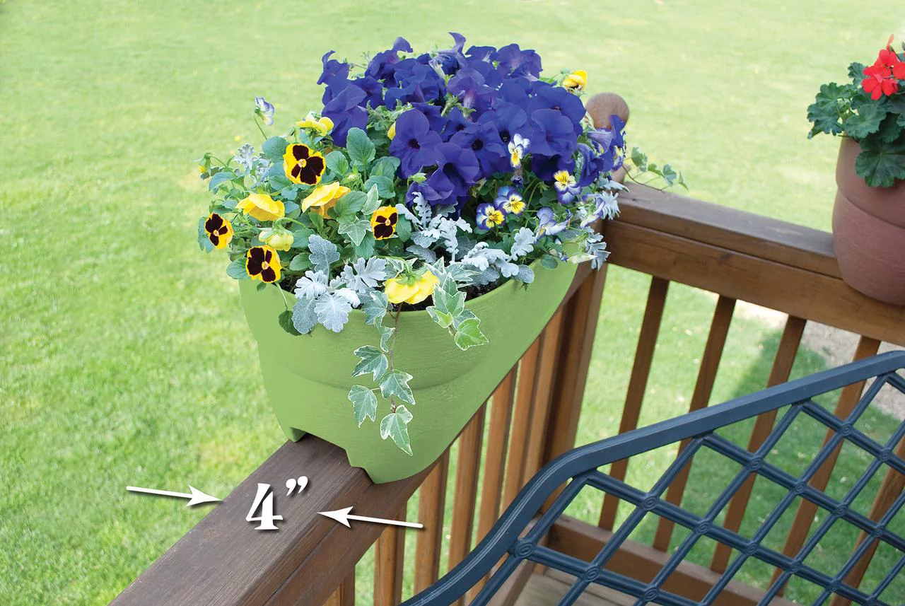 Bloomers Railing Planter with Drainage Holes – 24