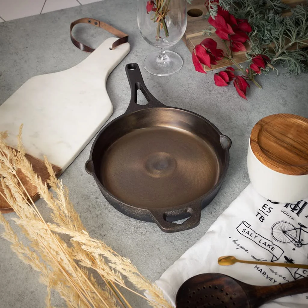 8 Inch Smooth Wasatch Pre-Seasoned Round Cast Iron Skillet