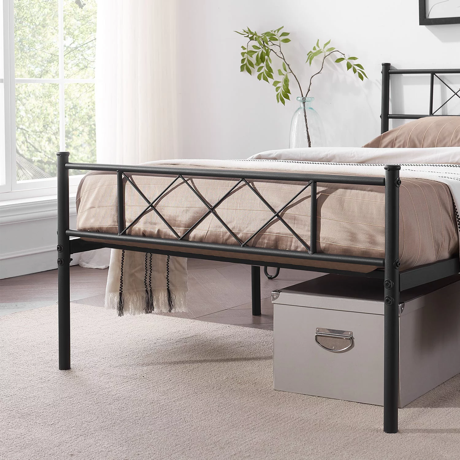 VECELO 3-Piece Bedroom Sets Metal Bed Frame and 2 Brown Nightstand
