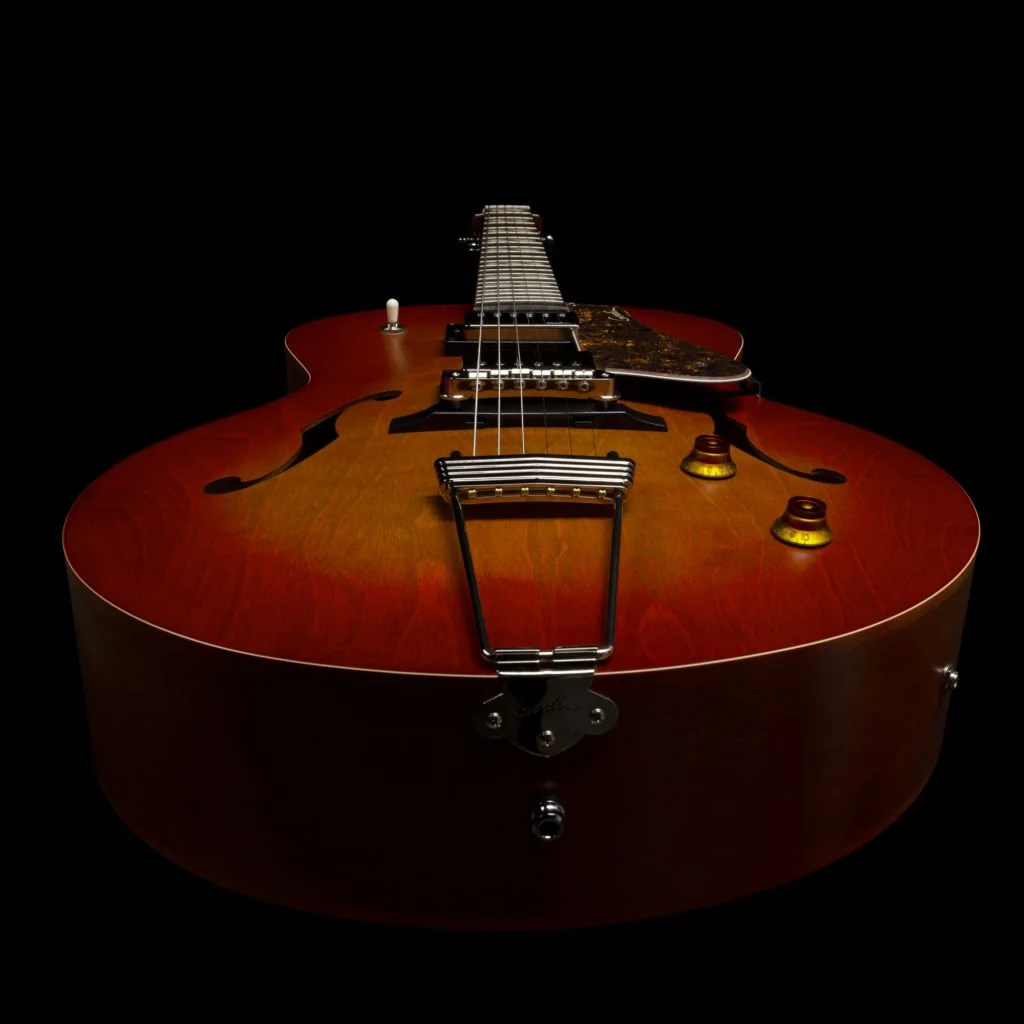 Godin 5th Avenue Jumbo HB Memphis Sun Finish Arch Top Electric Guitar