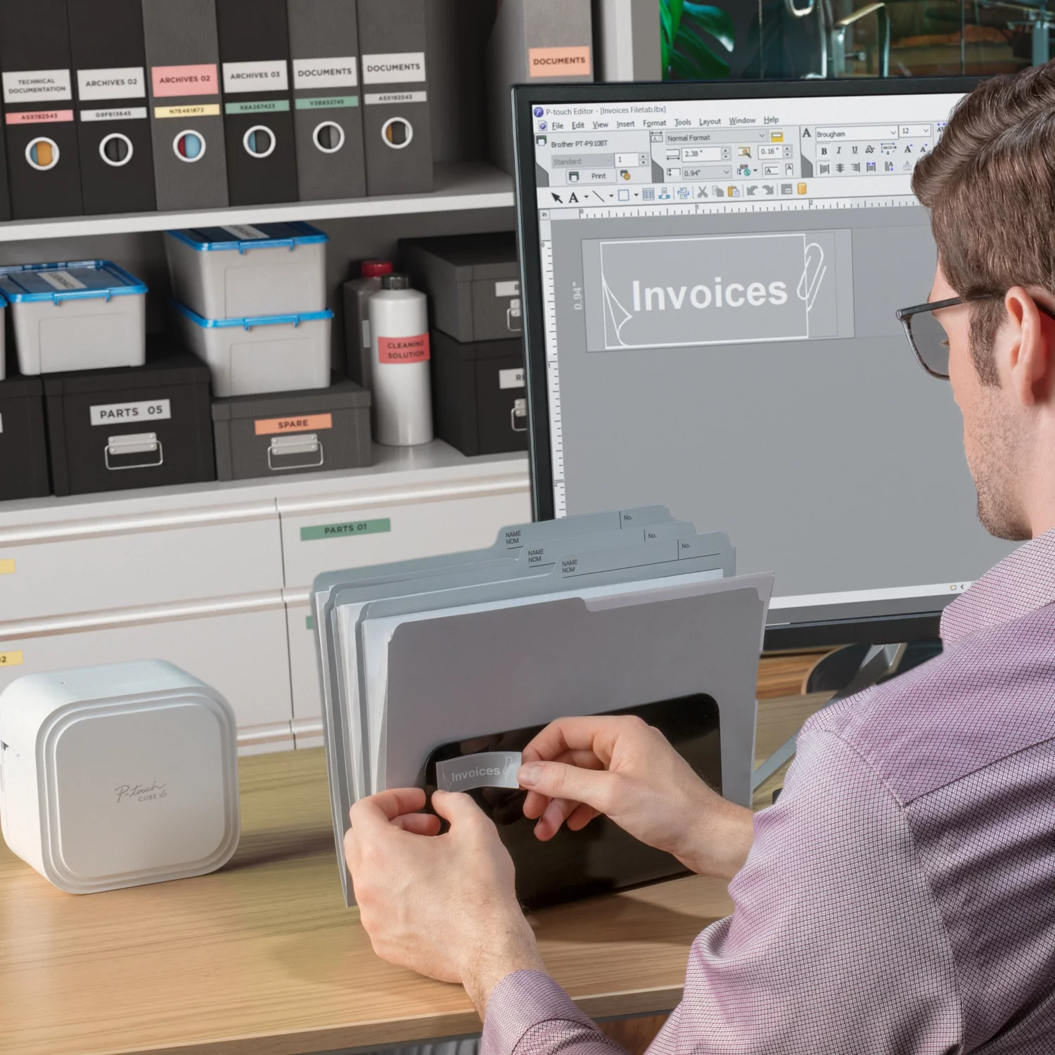 Brother PT-P910BT P-Touch CUBE XP Label Maker with Bluetooth® Wireless Technology PT-P910BT