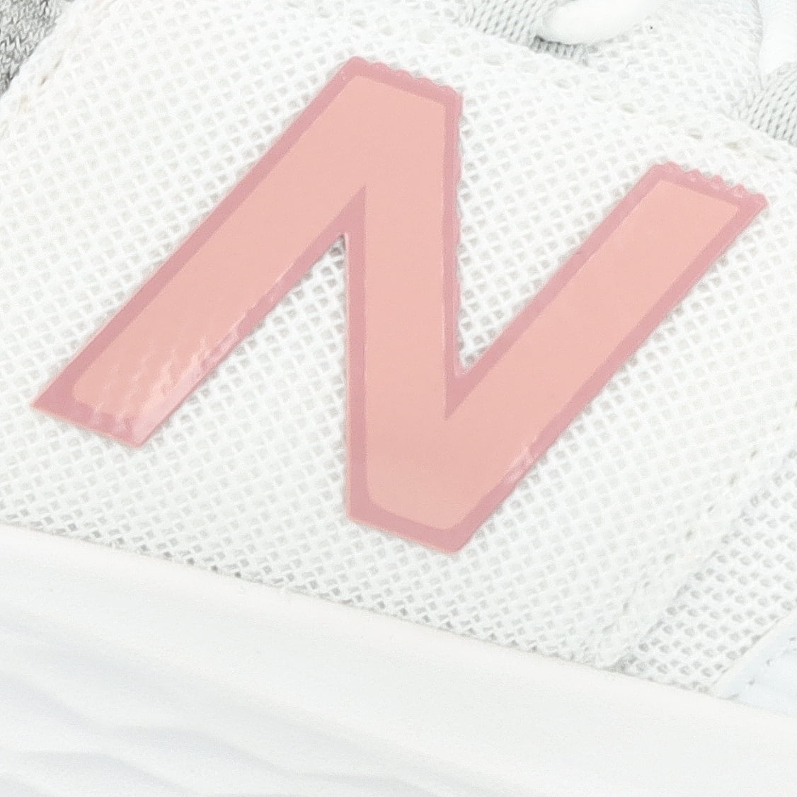 New Balance Fresh Foam ROAV Golf WG400WPK Sz 7 Med Spikeless Golf Shoes Women