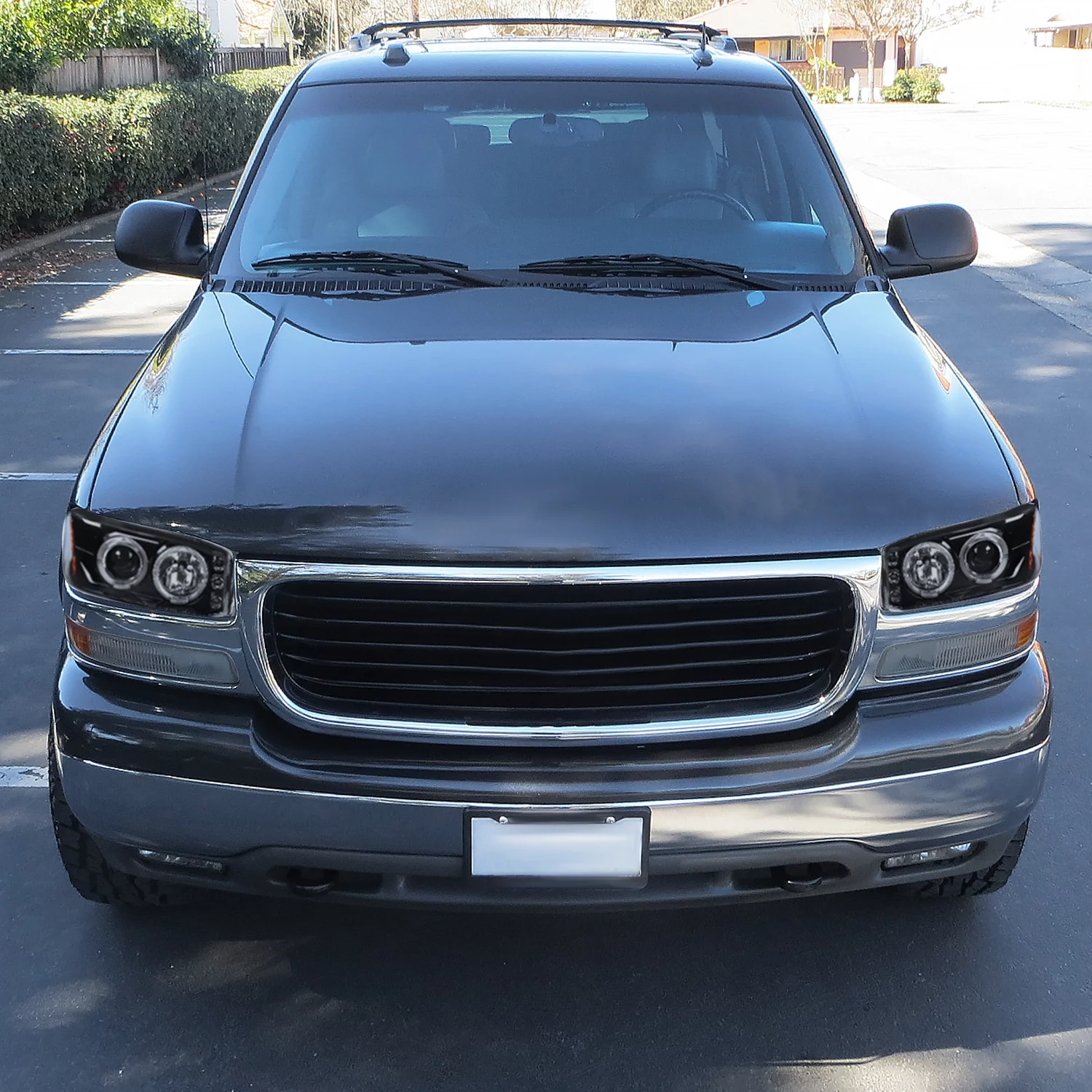 Spec-D Tuning LED Halo Jet Black Projector Headlights Compatible with 1999-2006 GMC Sierra 1500/2500/3500, Left + Right Pair Headlamps Assembly