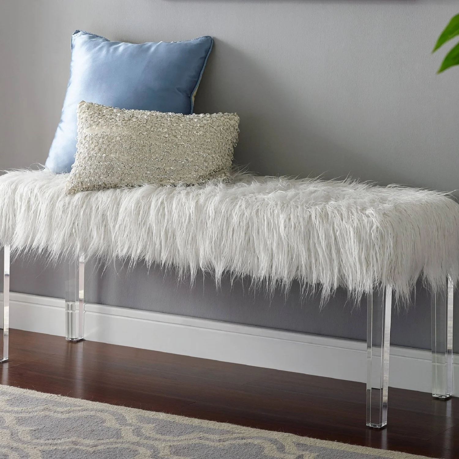 Luxurious White Faux Fur Glam Accent Bench - Gorgeous and Chic Addition to Your Home Decor Featuring Transparent Legs - Ideal for Adding Elegance and Style to Any Room