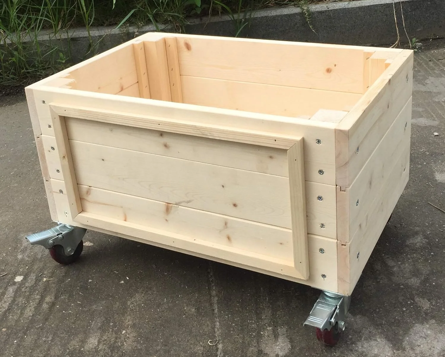 Raised Garden Beds For Vegetables 100 Wood Planter Boxes With Wheels Outdoor Flower Bed Kit, Natural, 24 Inch (L) X 14 Inch (W) X 14 Inch (H);