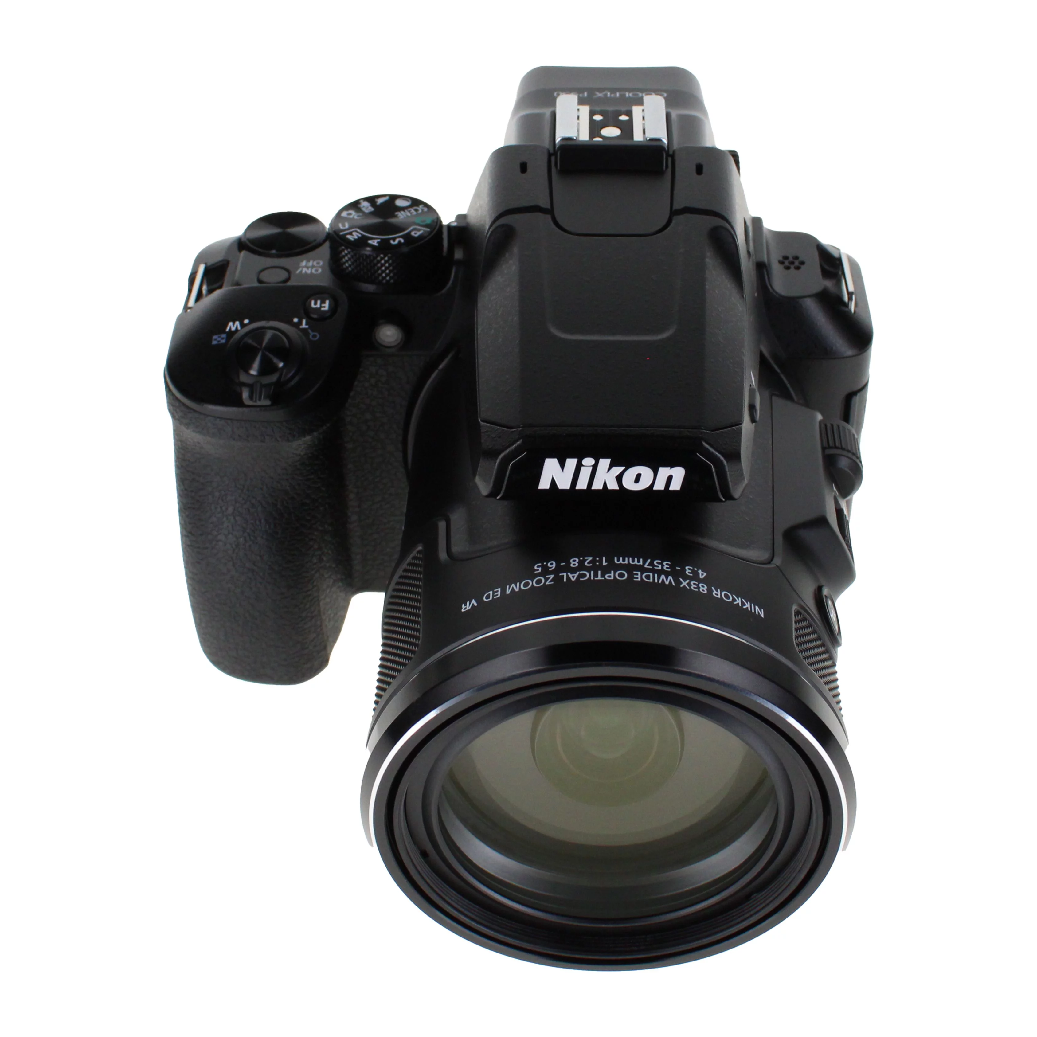 Nikon COOLPIX P950 Digital Camera 26532  - Pro Bundle