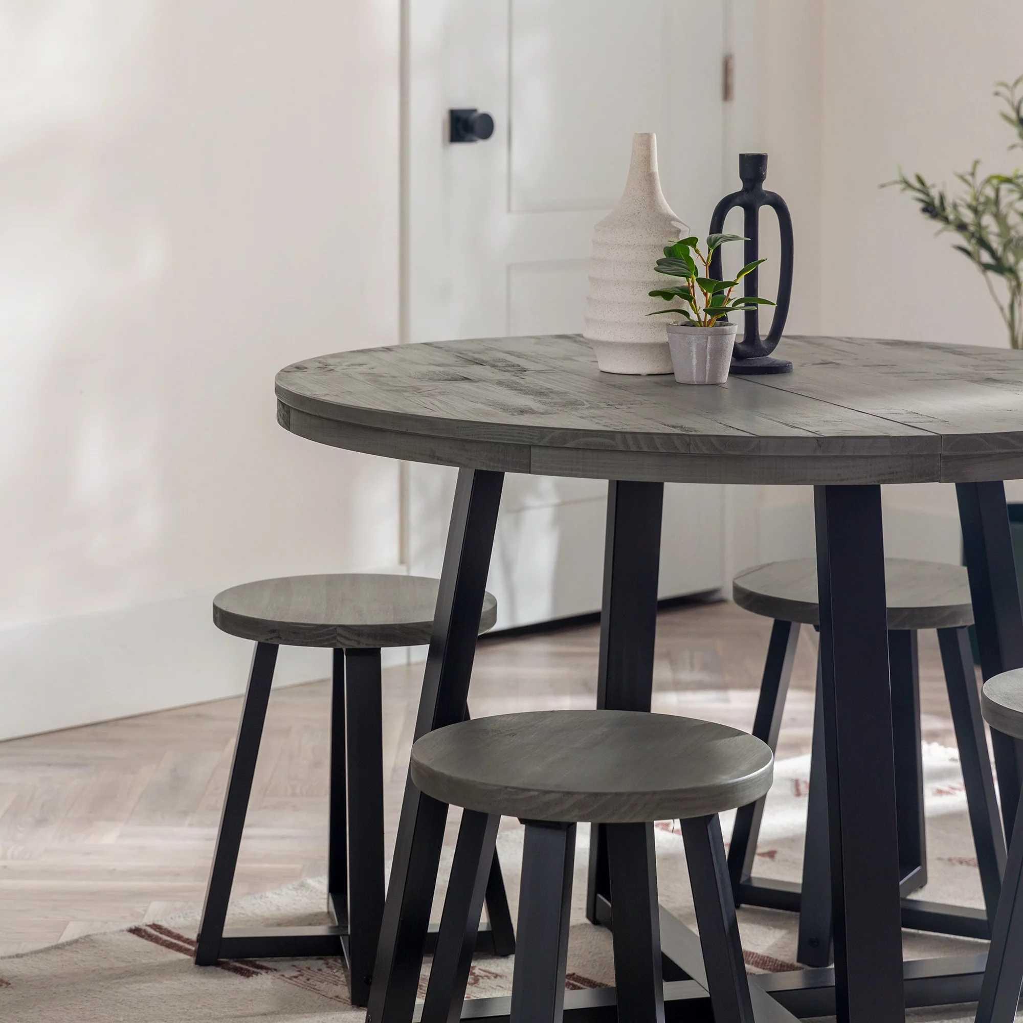 Walker Edison 42” Rustic Distressed Solid Wood Round Dining Table, Grey/Black