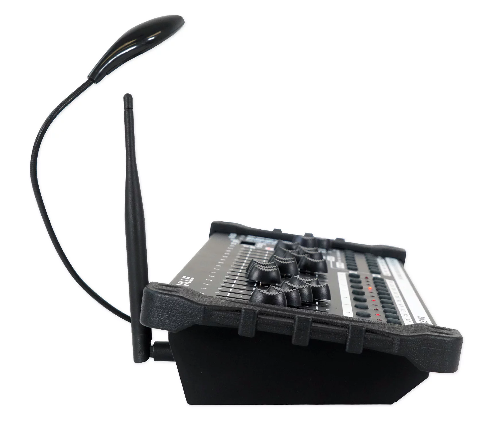 (4) Chauvet Freedom Wedge Quad Rechargeable Wash Lights+Wireless DMX Controller