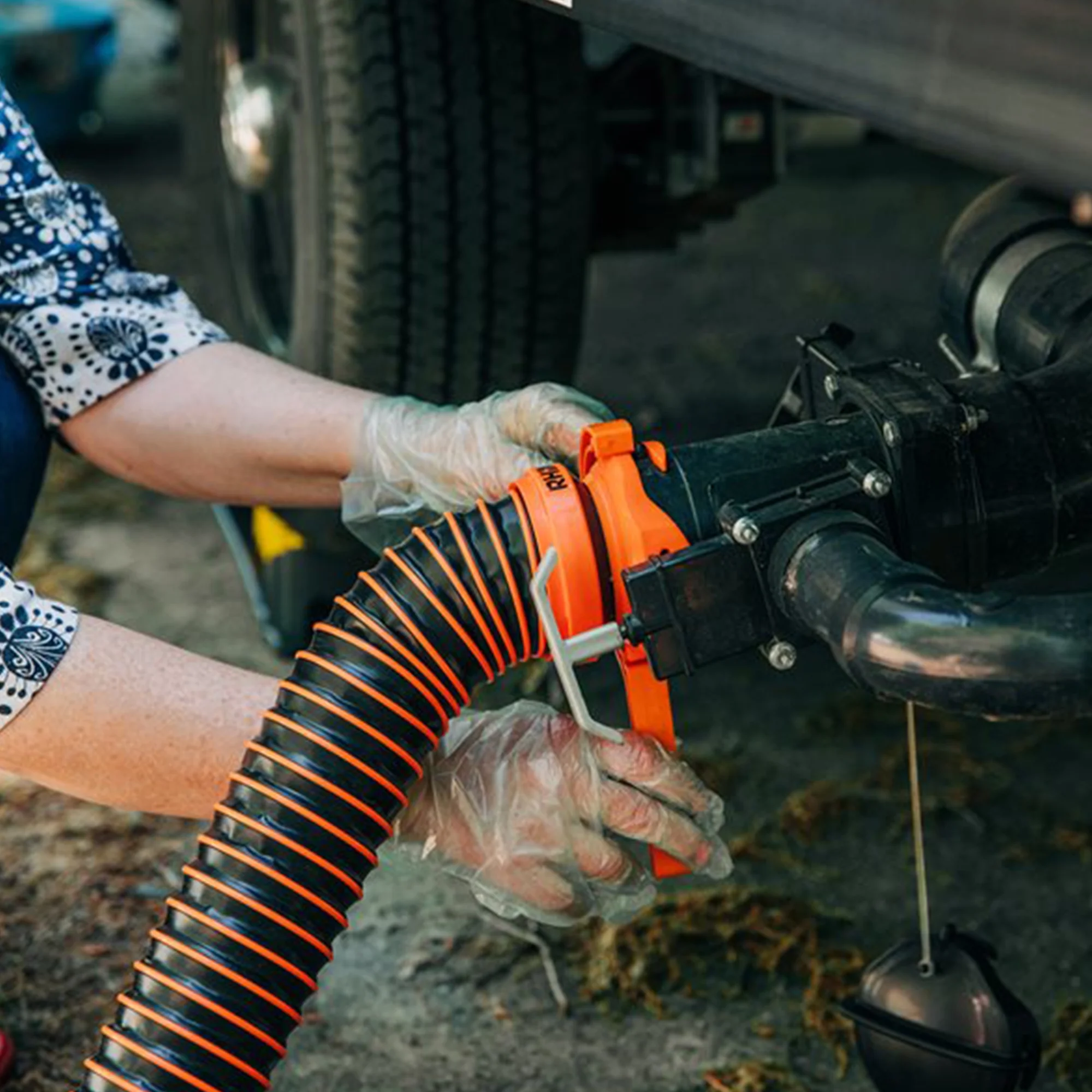 Camco 39863 Rhinoflex Sewer Hose Extension Kit with Swivel Fitting - Offers Maximum Protection, 10'