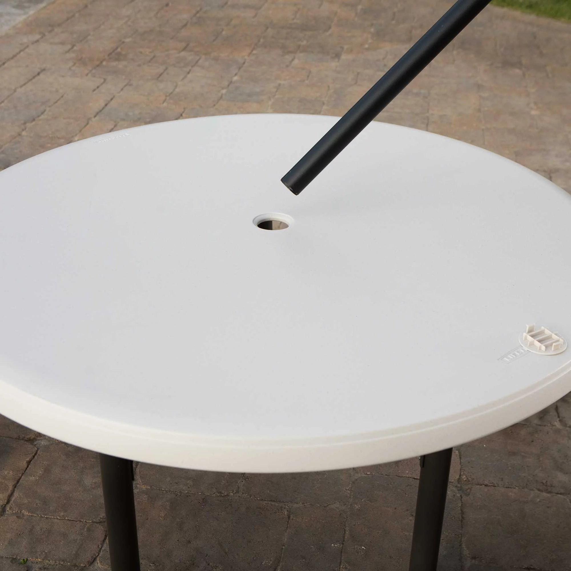 Lifetime Plastic Round Picnic Table, Almond 260205