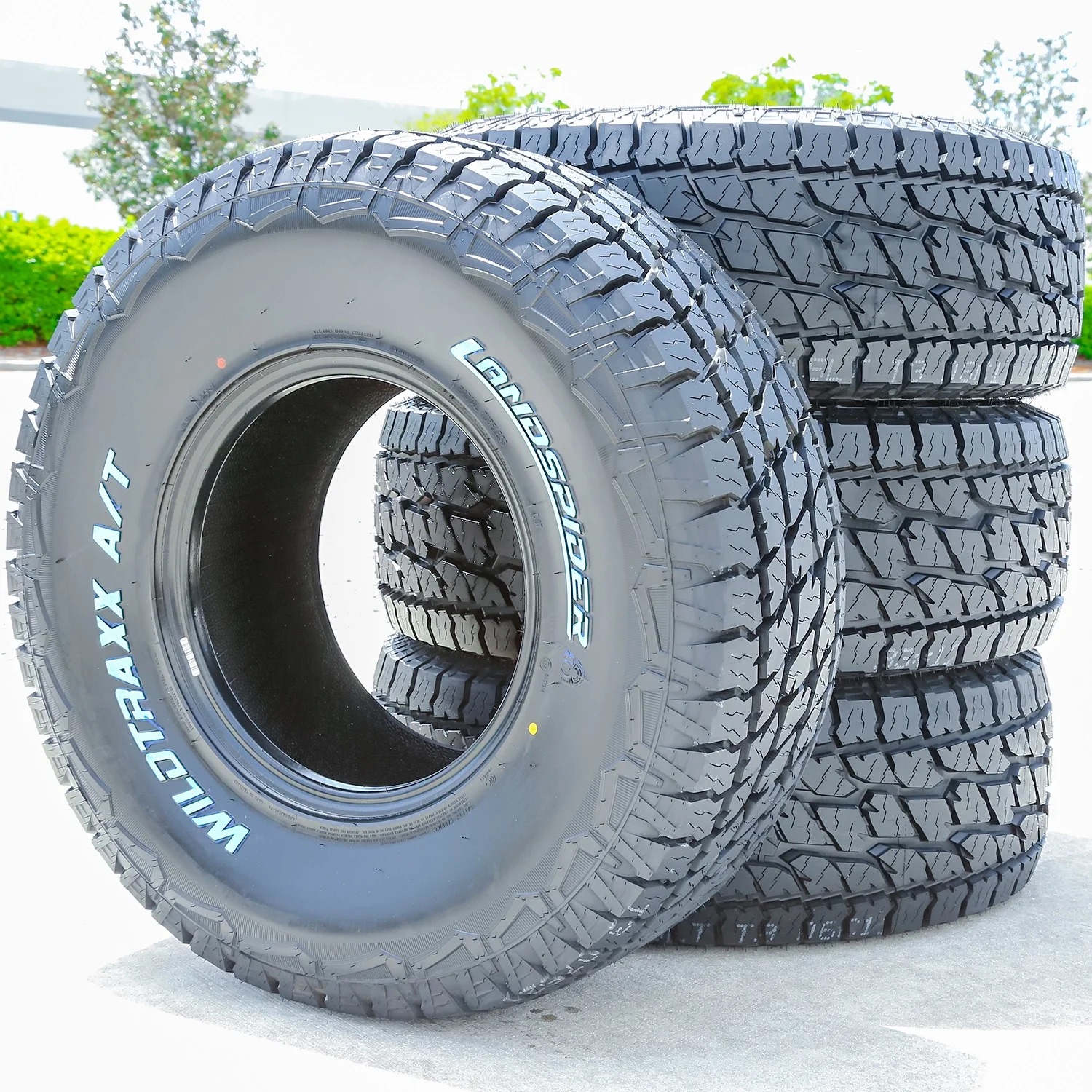 Landspider Wildtraxx A/T 265/70R16 112T AT All Terrain Tire