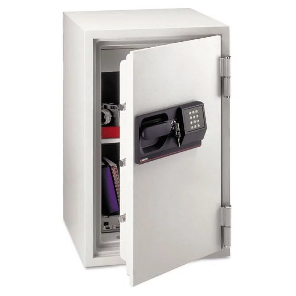 Sentry S6770 Commercial Safe 20 1/2w x 22d x 34 1/2h Light Gray