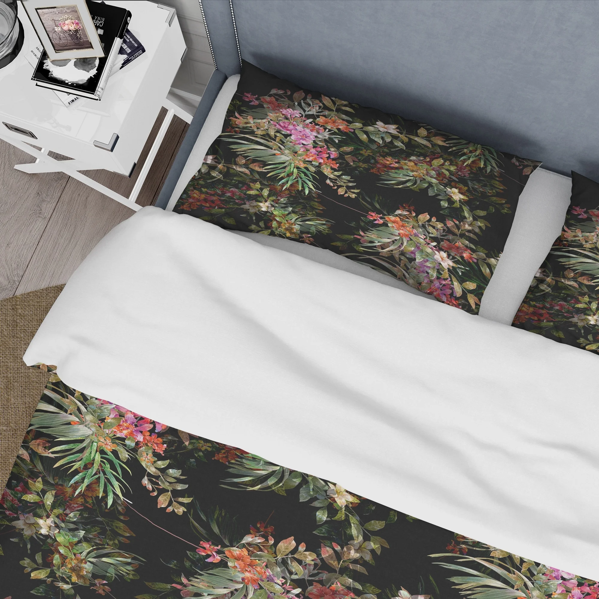 DESIGN ART Designart 'Palm Leafs And Flowers On Grunge Black Background' Traditional Duvet Cover Set Full - Queen