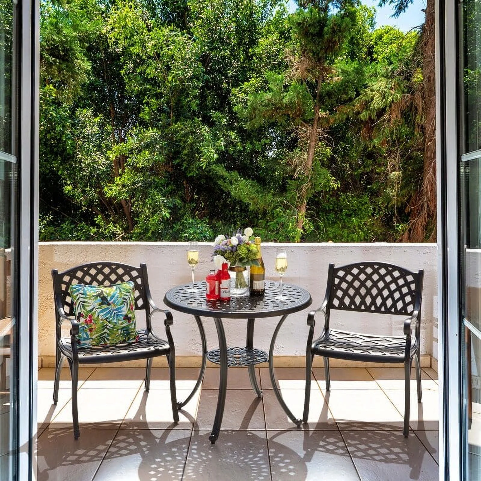 Nuu Garden  Outdoor 3 Pieces Cast Aluminum Bistro Set