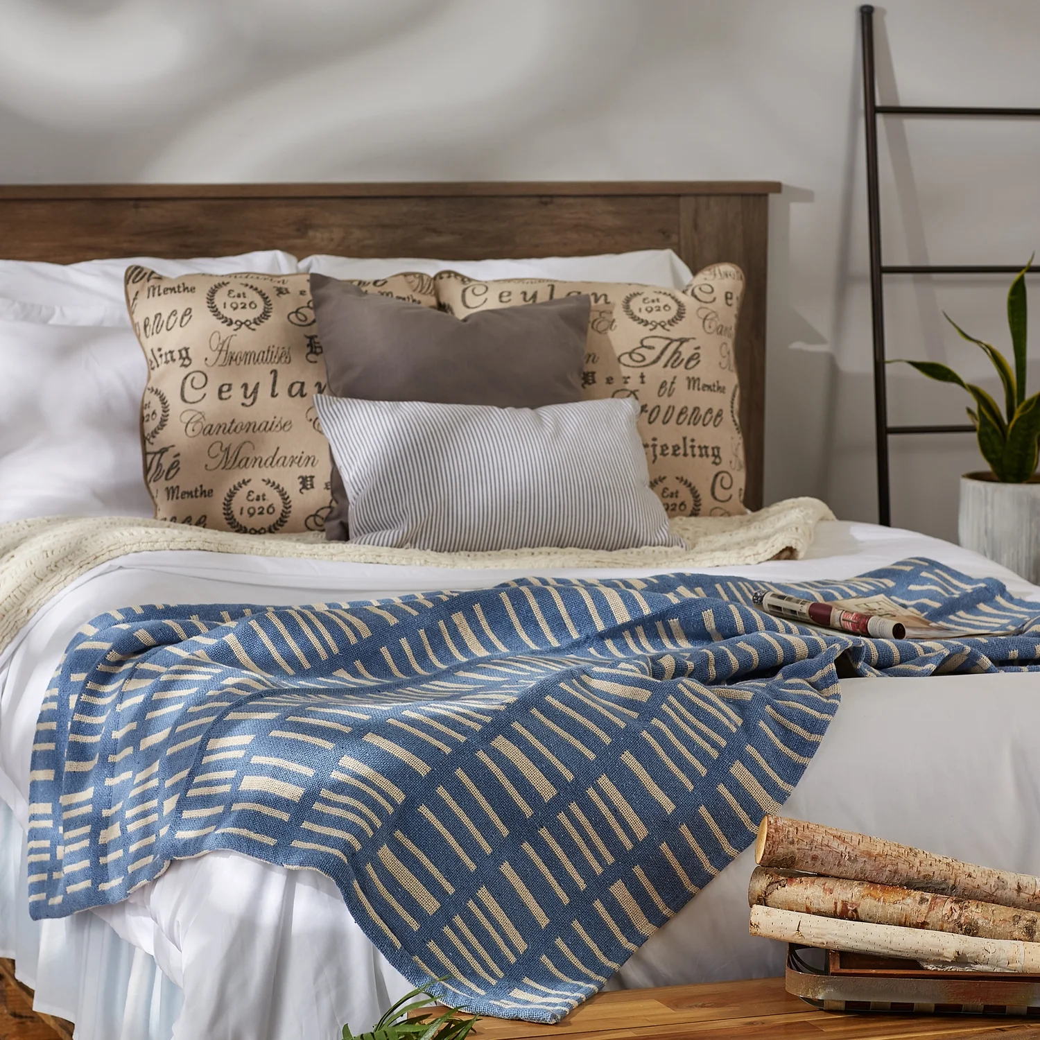 DII Stonewash Blue Urban 100-percent Cotton Jacquard Throw 50x60 inches