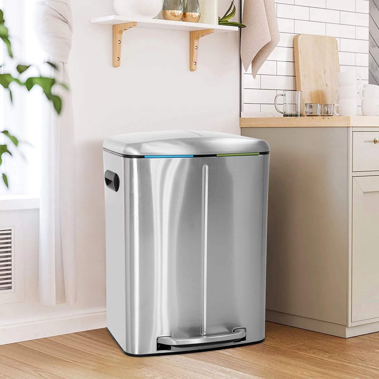 Kitchen Trash Can With Lid For Office Bedroom Bathroom Step Trash Bin Fingerprint-Proof Brushed Stainless Steel Garbage Can 10 Gallon/ 40L