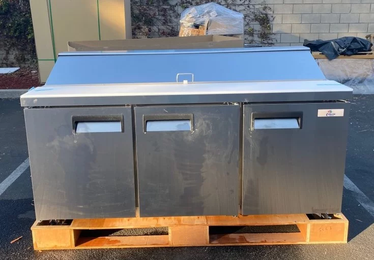 3 Door 15.5 cu ft Refrigerated Sandwich Prep Table XSP72 NSF