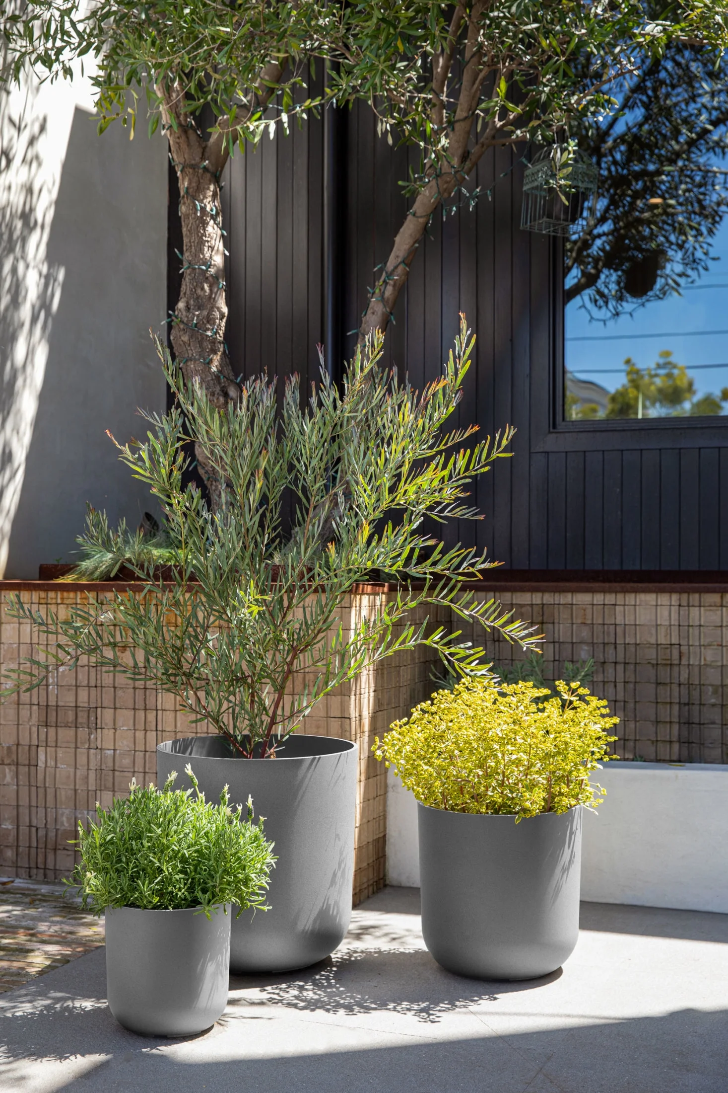 Veradek Kona Series Bundle - Three Piece Set of Plastic-Stone Planters - Gray