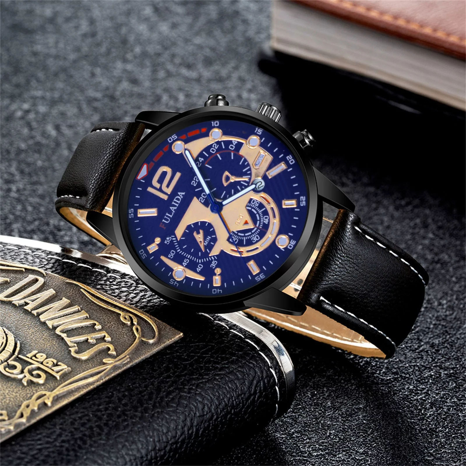 ZiSUGP Fashion Sport Men's Stainless Steel Case Leather Band Quartz Analog Wrist Watch Ssc143