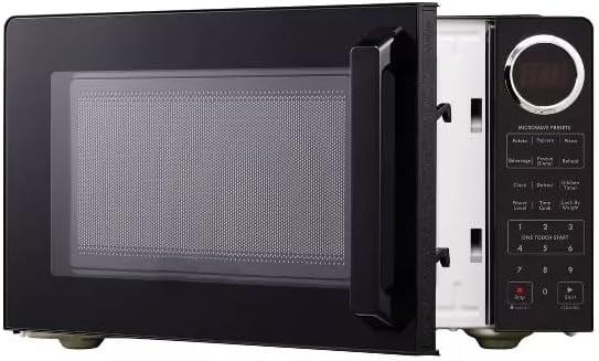 YQX 0.9 cu-ft ,900 watts of power Microwave - Black