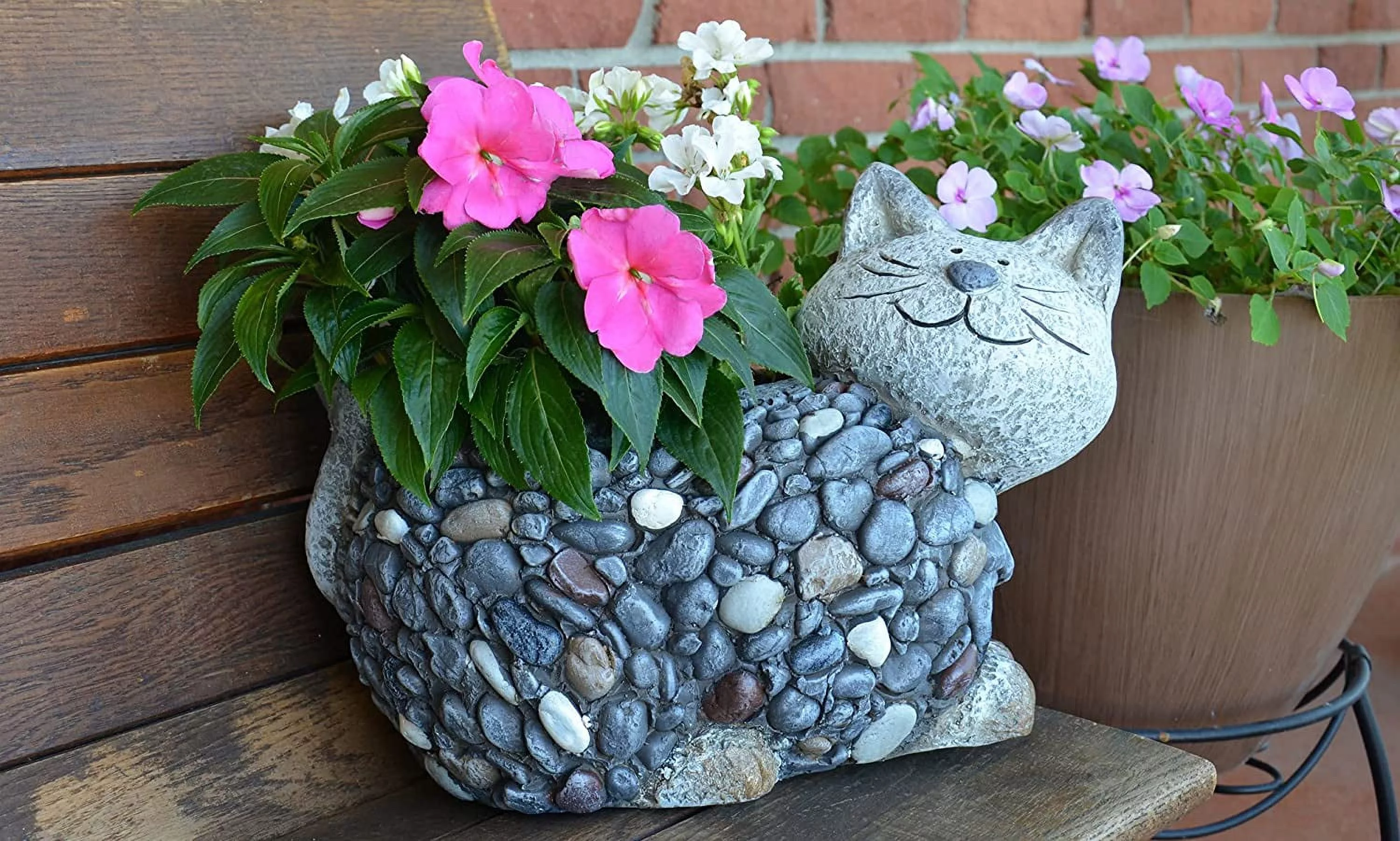 Red Carpet Studios Planter Cat Stone Effect