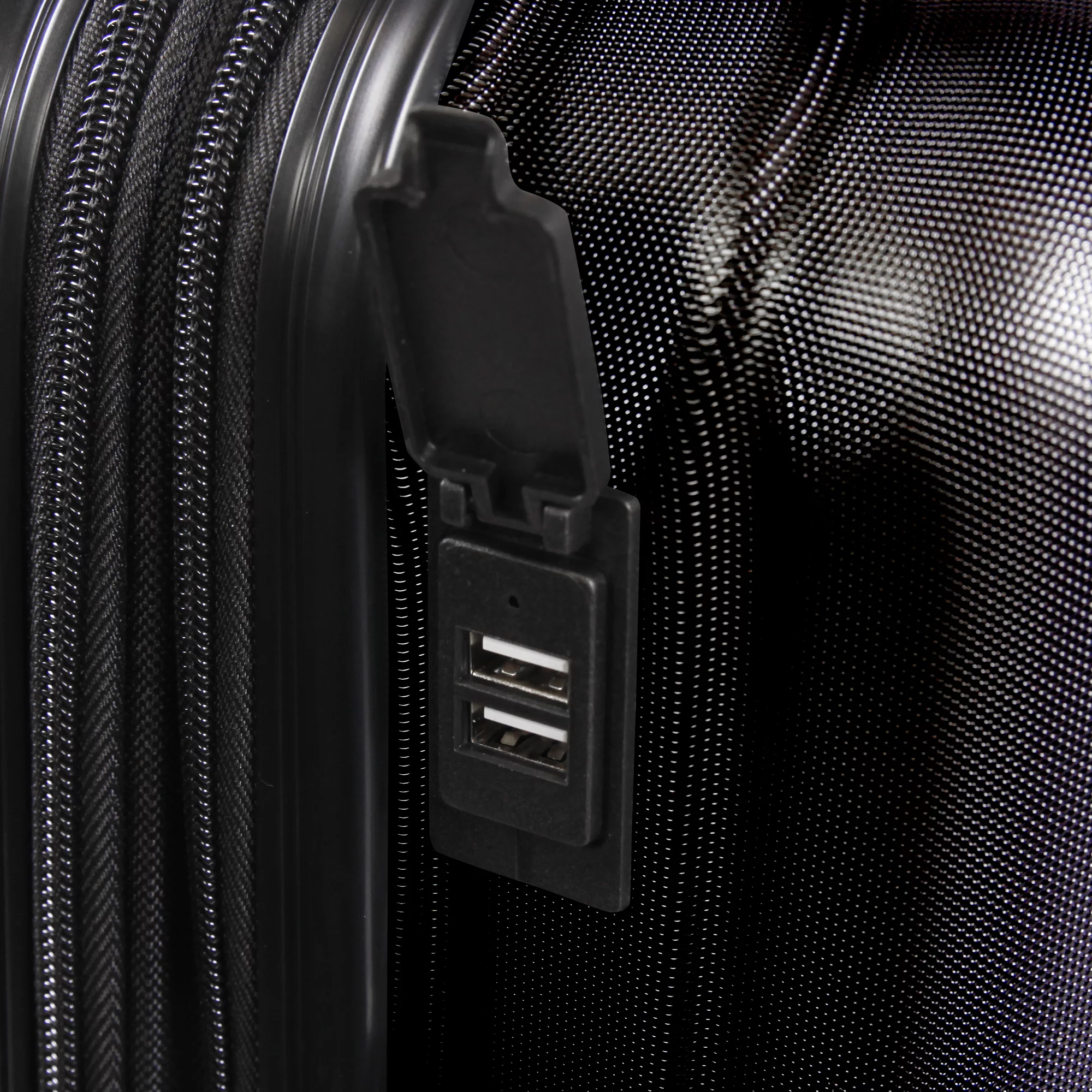 Brookstone Nelson 21