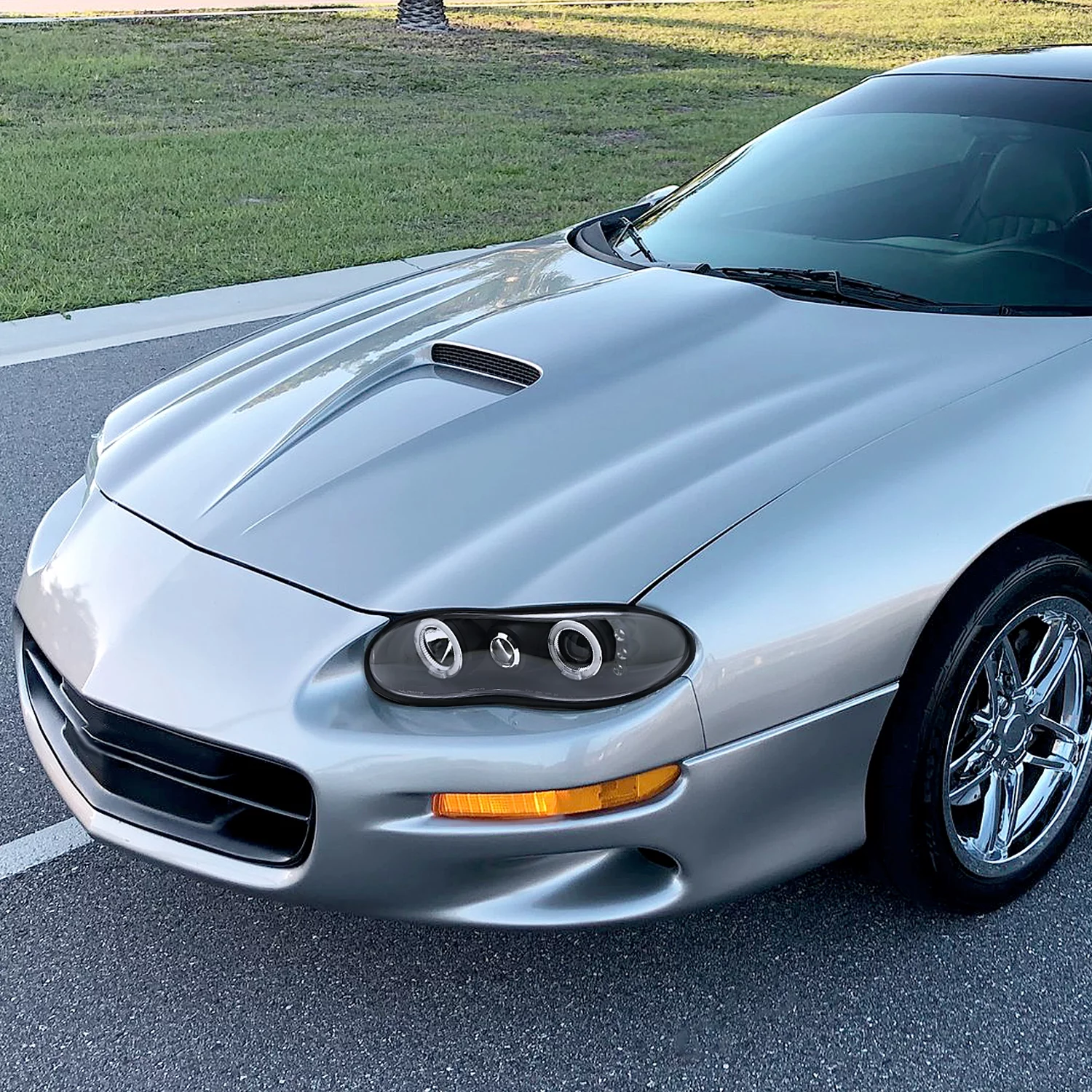 Spec-D Tuning Halo LED Black Projector Headlights Compatible with 1998-2002 Chevy Camaro Left + Right Pair Headlamps Assembly