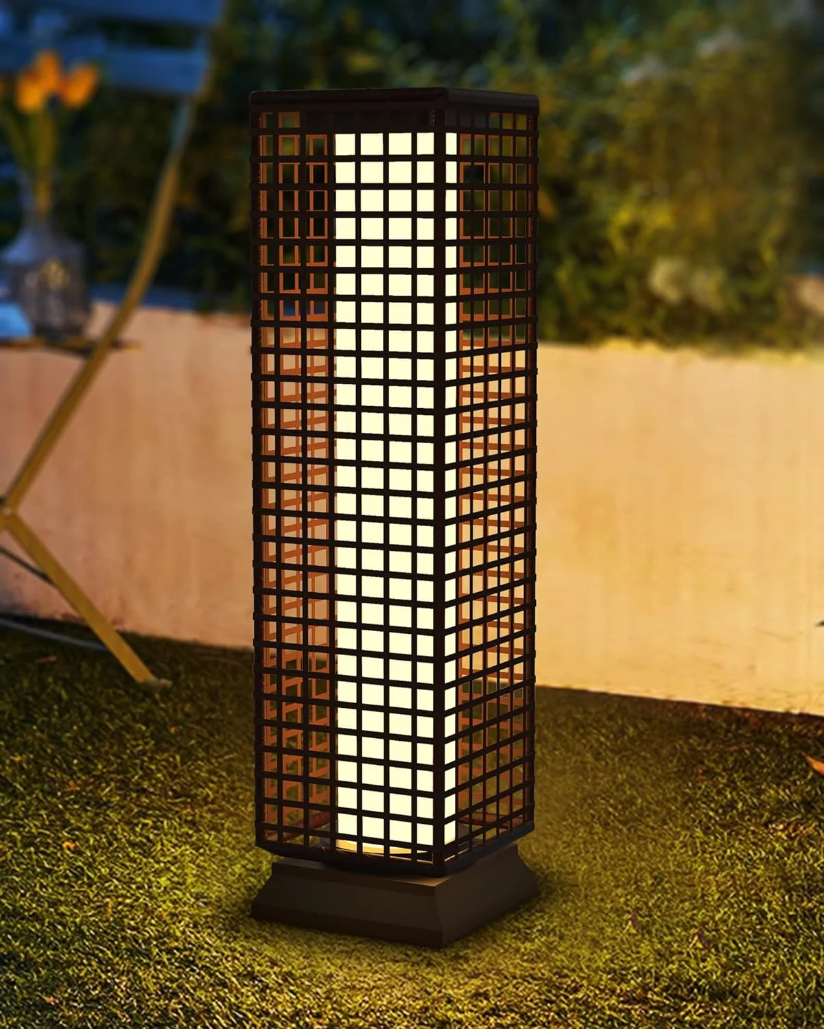 Outdoor Solar Floor Lamp with 2 Lighting Modes, 2200 mAH Solar Patio Light Waterproof with 2 Ground Plugs, 2024 Upgraded Resin Wicker Pathway Lights for Outdoor Porch Yard Deck Patio Garden Decor