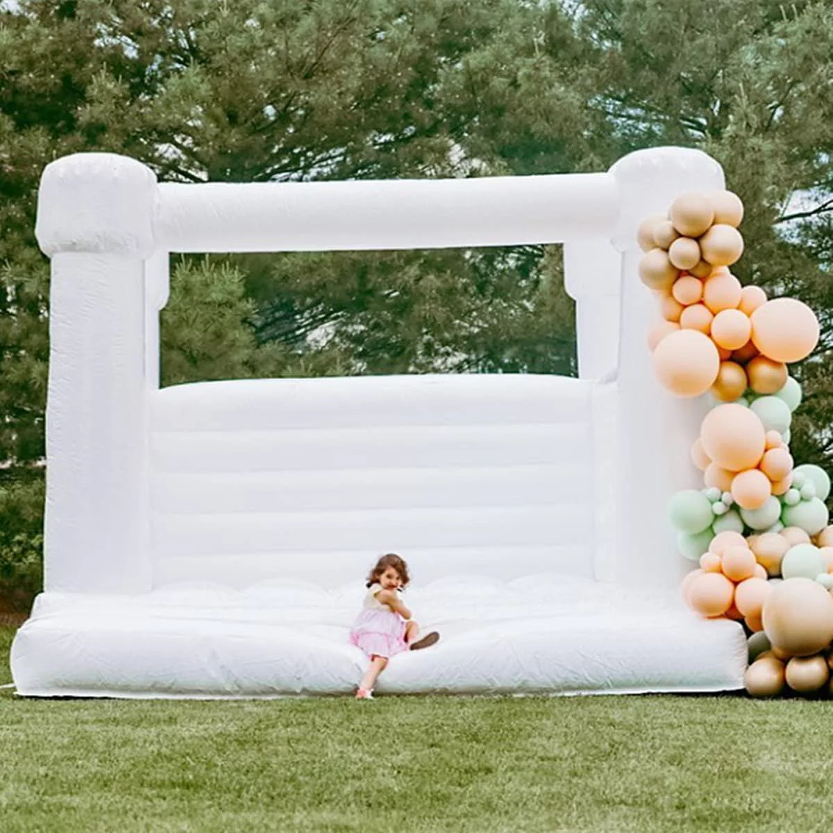Connsann 13ft White Bounce House White Jumper Castle with Air Blower  for  Wedding Kids Birthday Party (13x13x10ft White)
