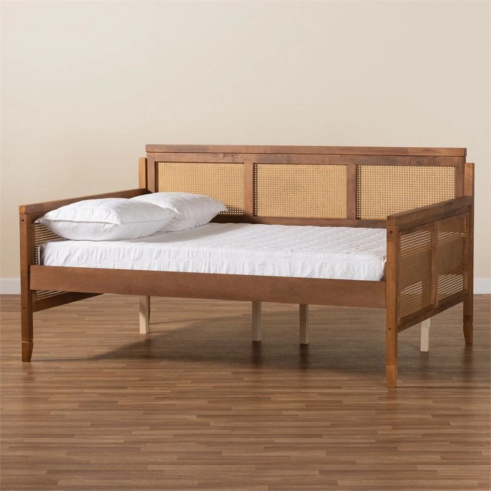 Bowery Hill Modern Rattan Full Size Daybed with Spade Feet in Walnut
