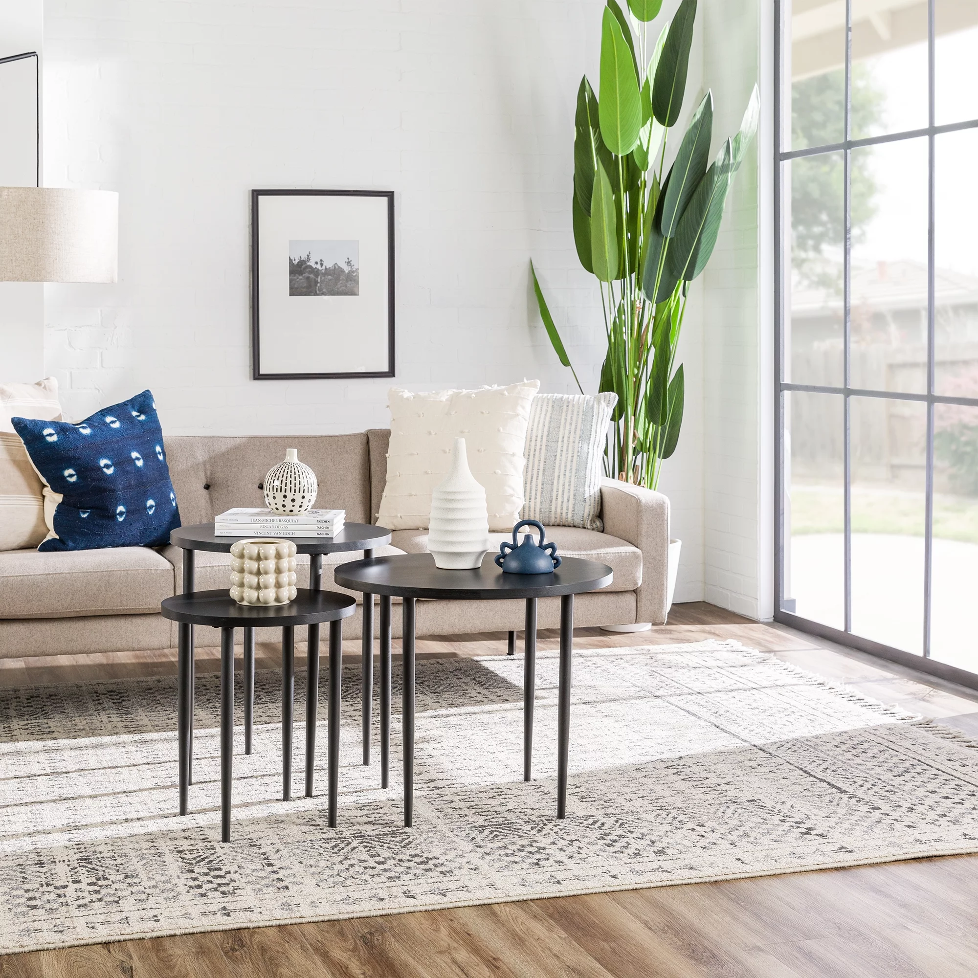 Walker Edison Modern Round Nesting Coffee Tables, Set of 3, Solid Black