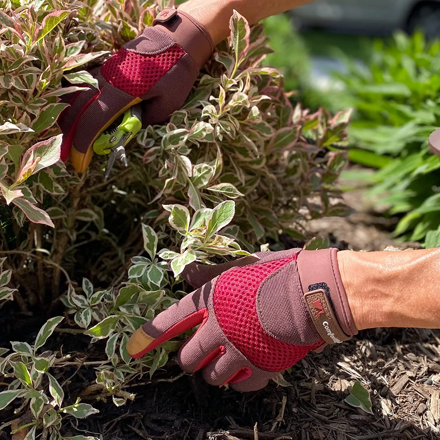 Wells Lamont Women's Breathable ComfortHyde Leather Hybrid Work Gardening Gloves, Small (7872S), Red