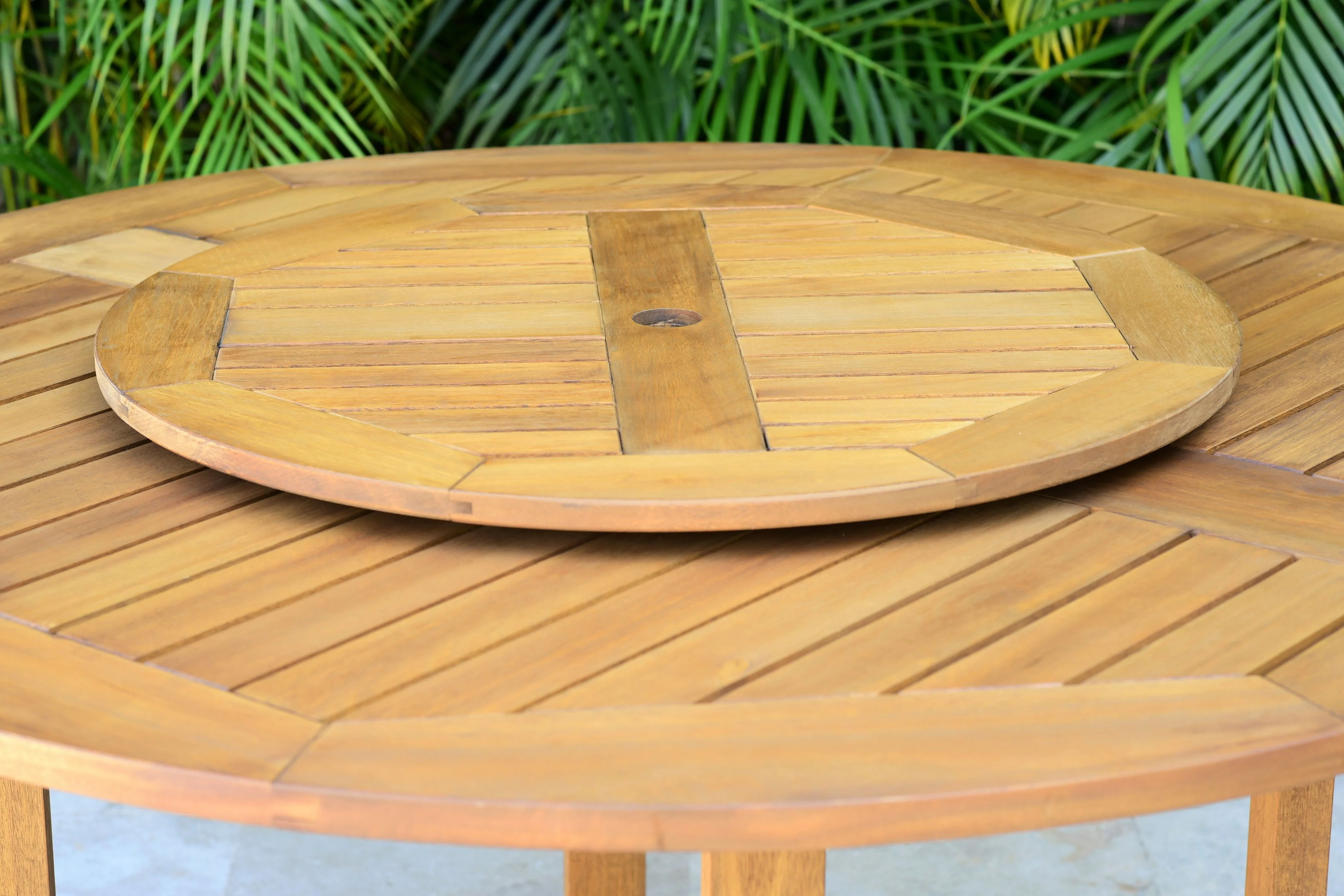 Amazonia Cairo 5 Pieces Lazy Susan Teak Finish Round Patio Dining Set