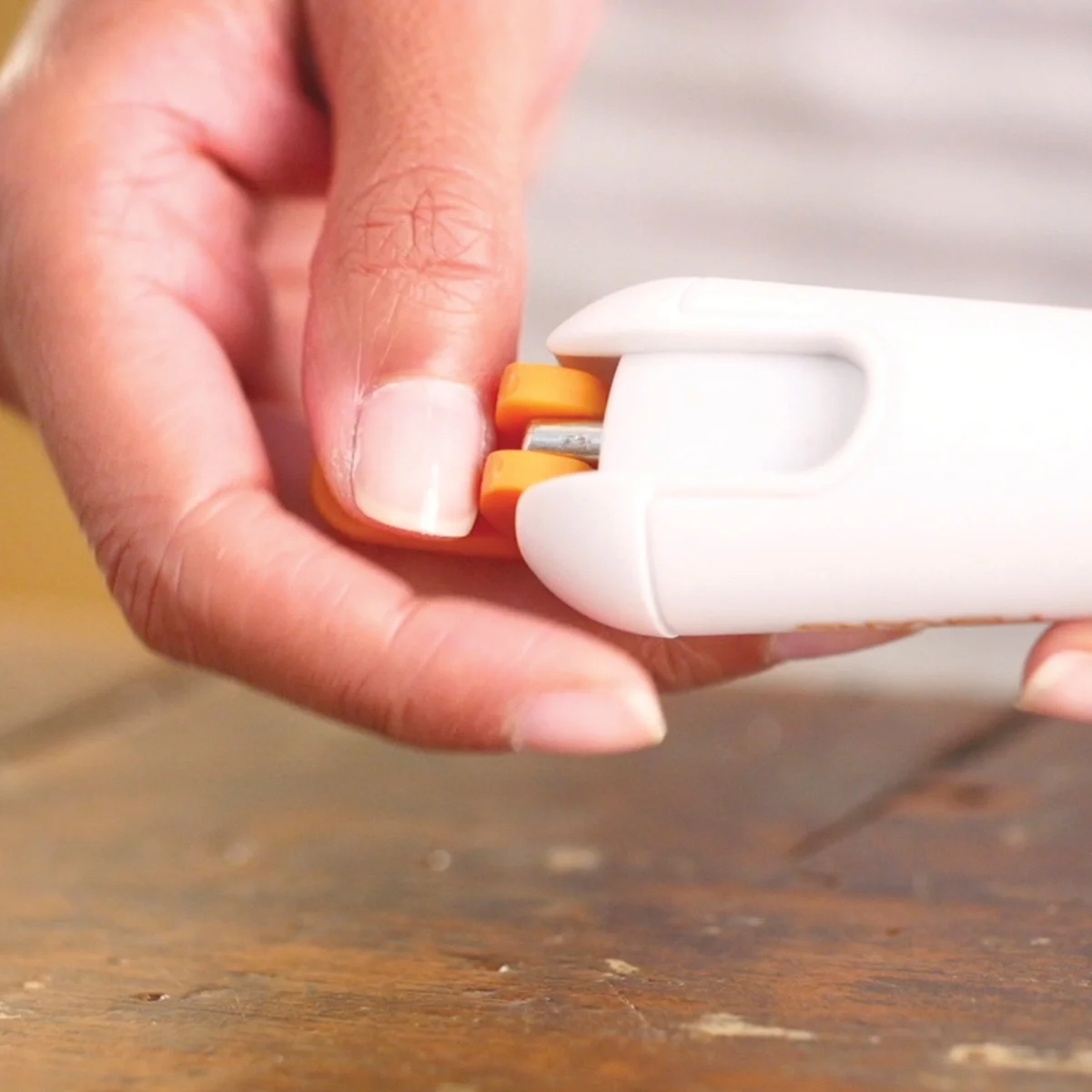 Fiskars Heavy Duty Detail Knife, 1 Each