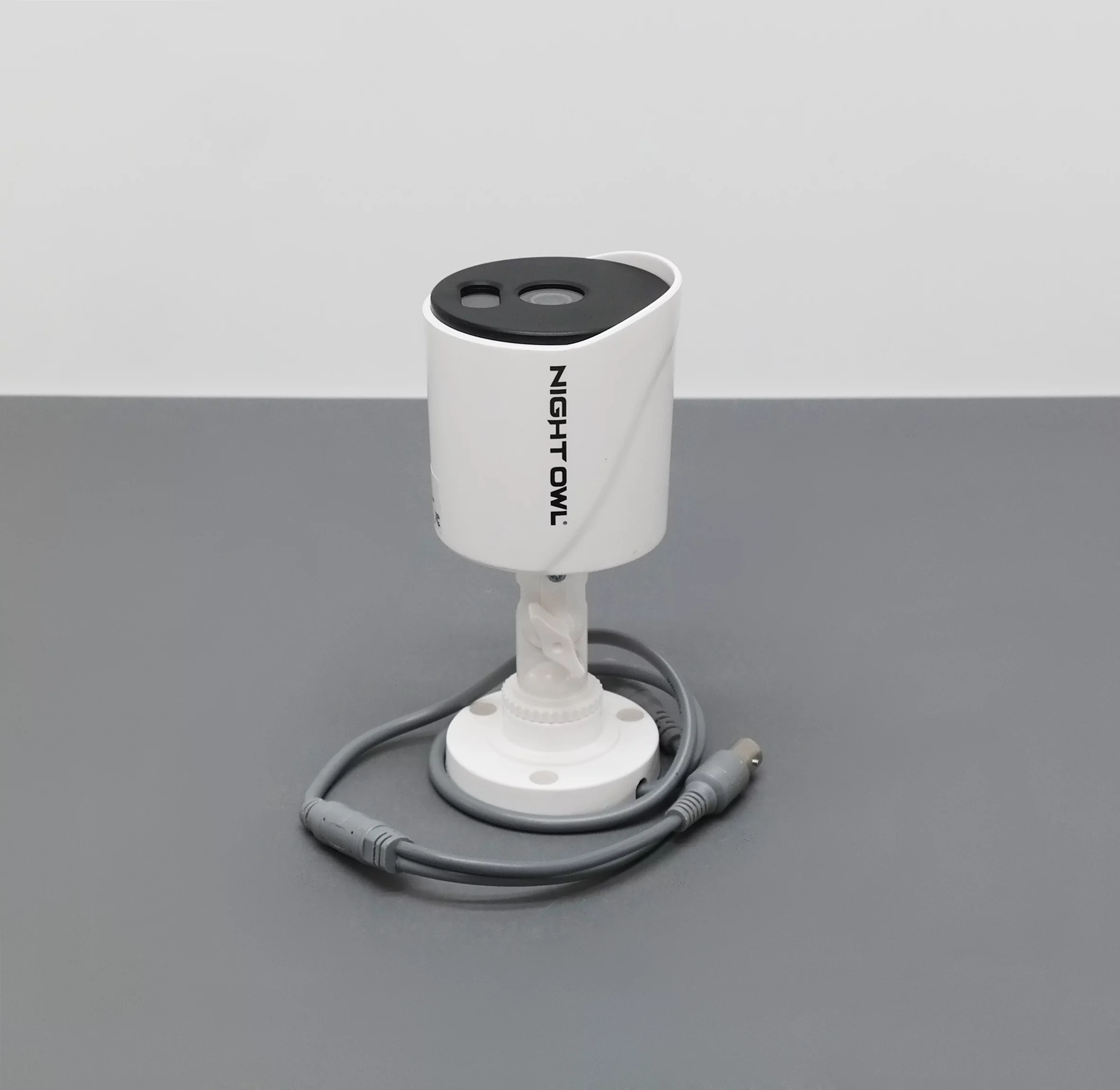 Pre-Owned Night Owl CM-DP2L-B Wired Security Camera (Good)