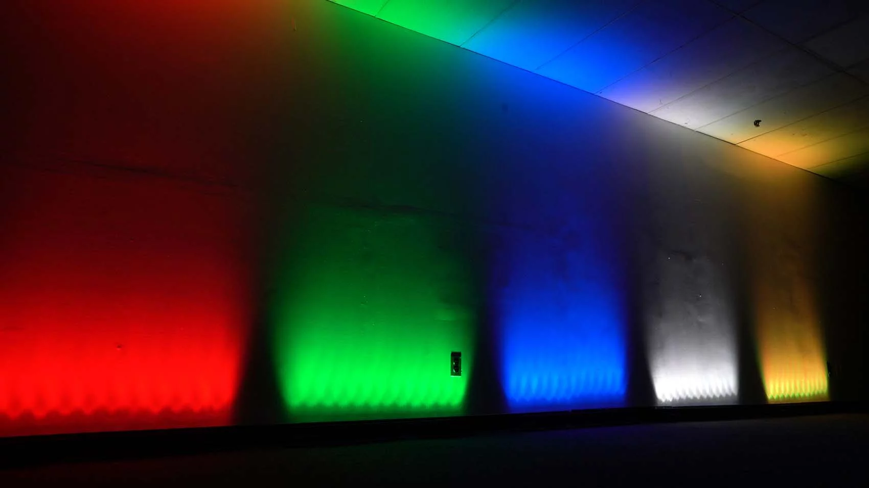 Rockville RFAAW DJ Event Facade Booth+Bag+Scrim+(2) Rechargeable Light Strips