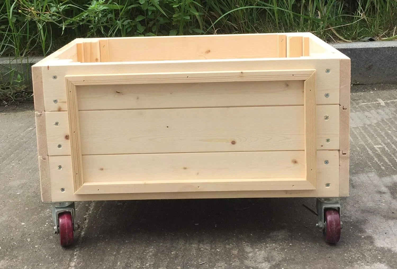 Raised Garden Beds For Vegetables 100 Wood Planter Boxes With Wheels Outdoor Flower Bed Kit, Natural, 24 Inch (L) X 14 Inch (W) X 14 Inch (H);