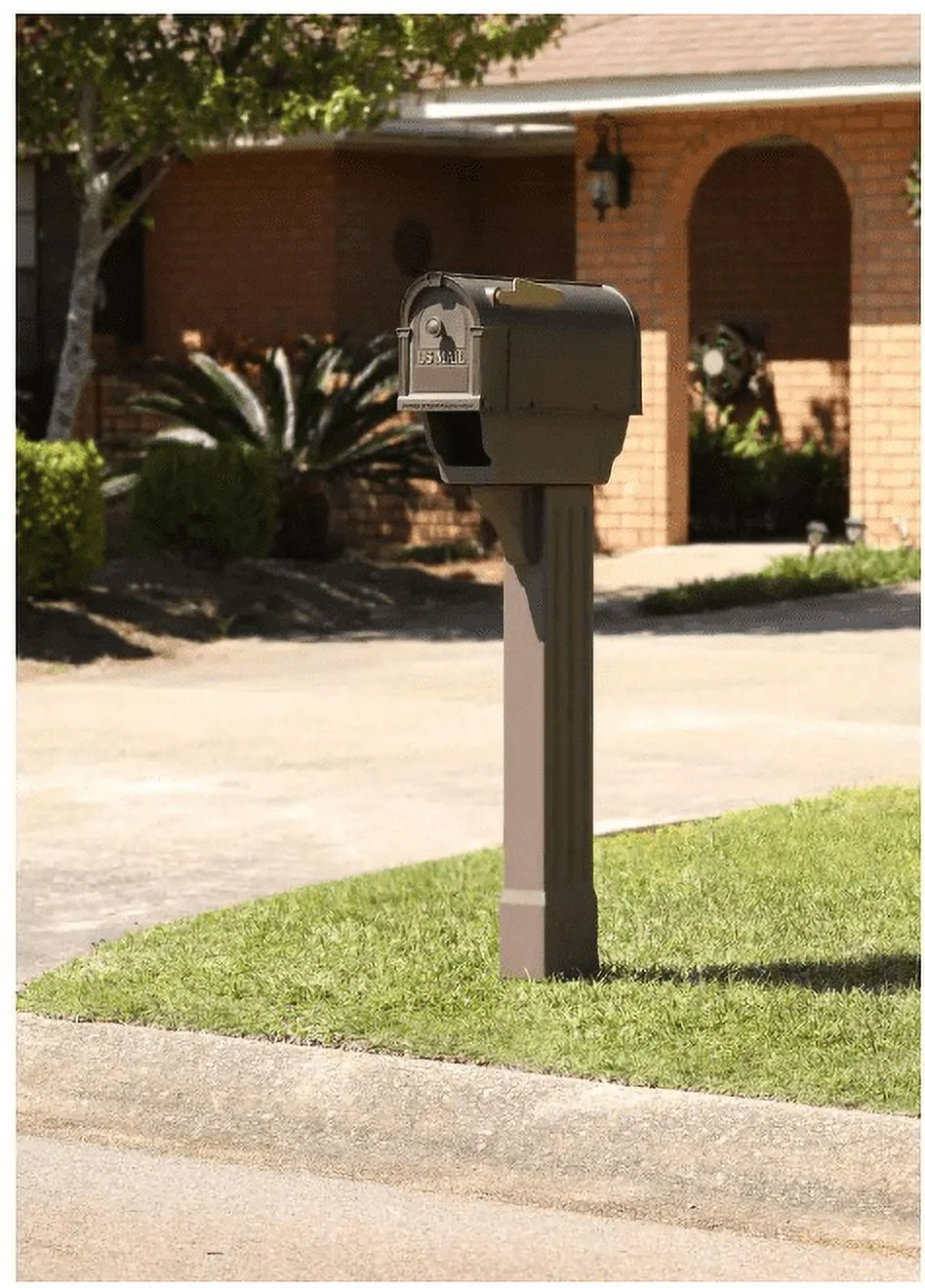 Postal Pro Hampton Plastic Mailbox and Post Kit - Bronze