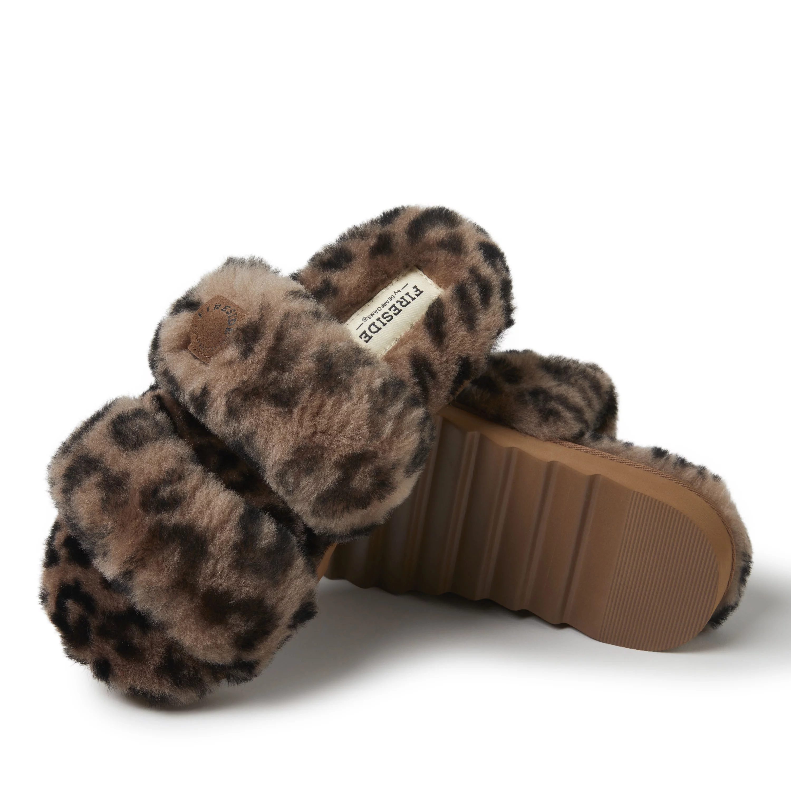 Dearfoams Women's Benalla Shearling Double Band Slide on Sawtooth Outsole