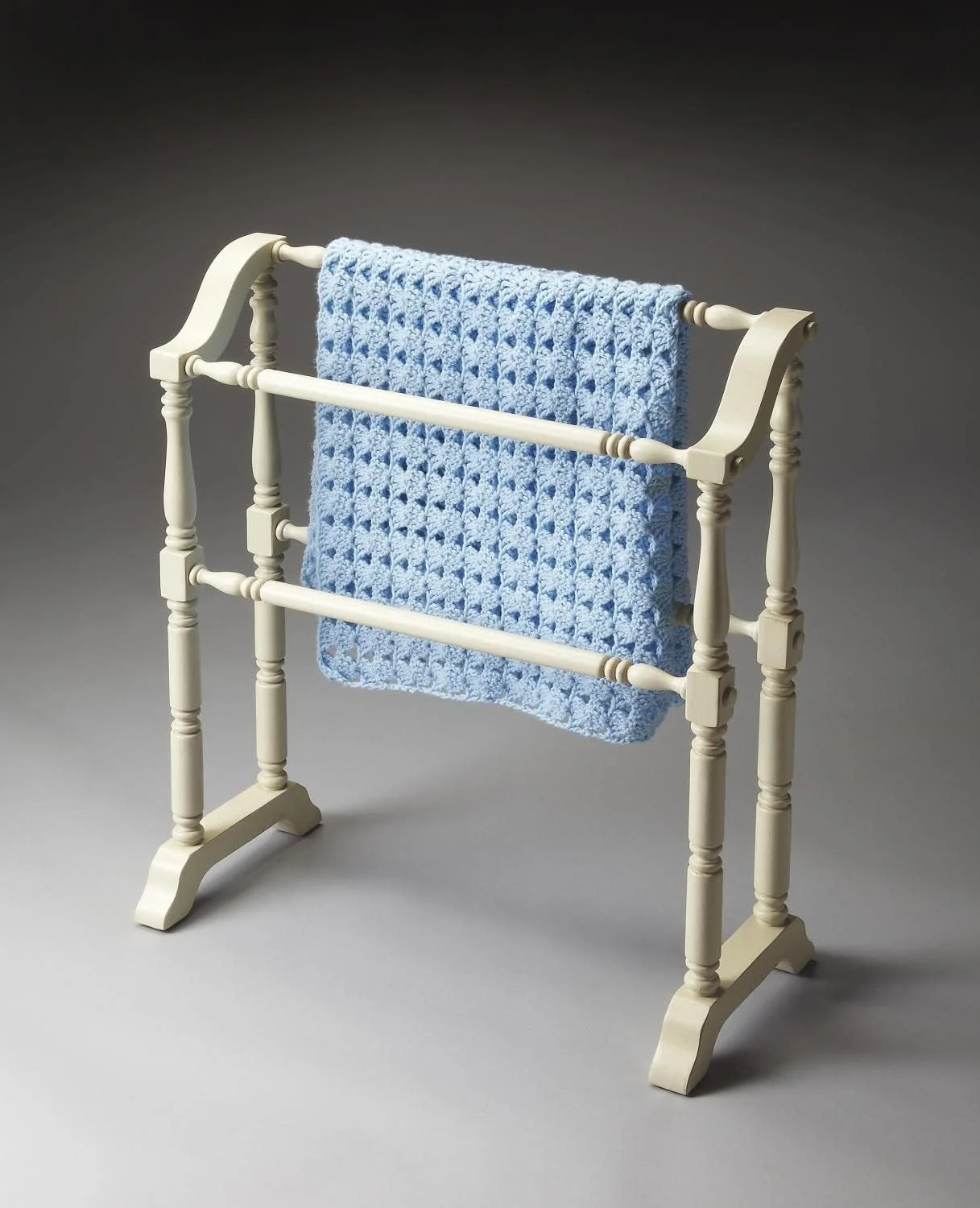 Butler Lillian Cottage White Blanket Rack