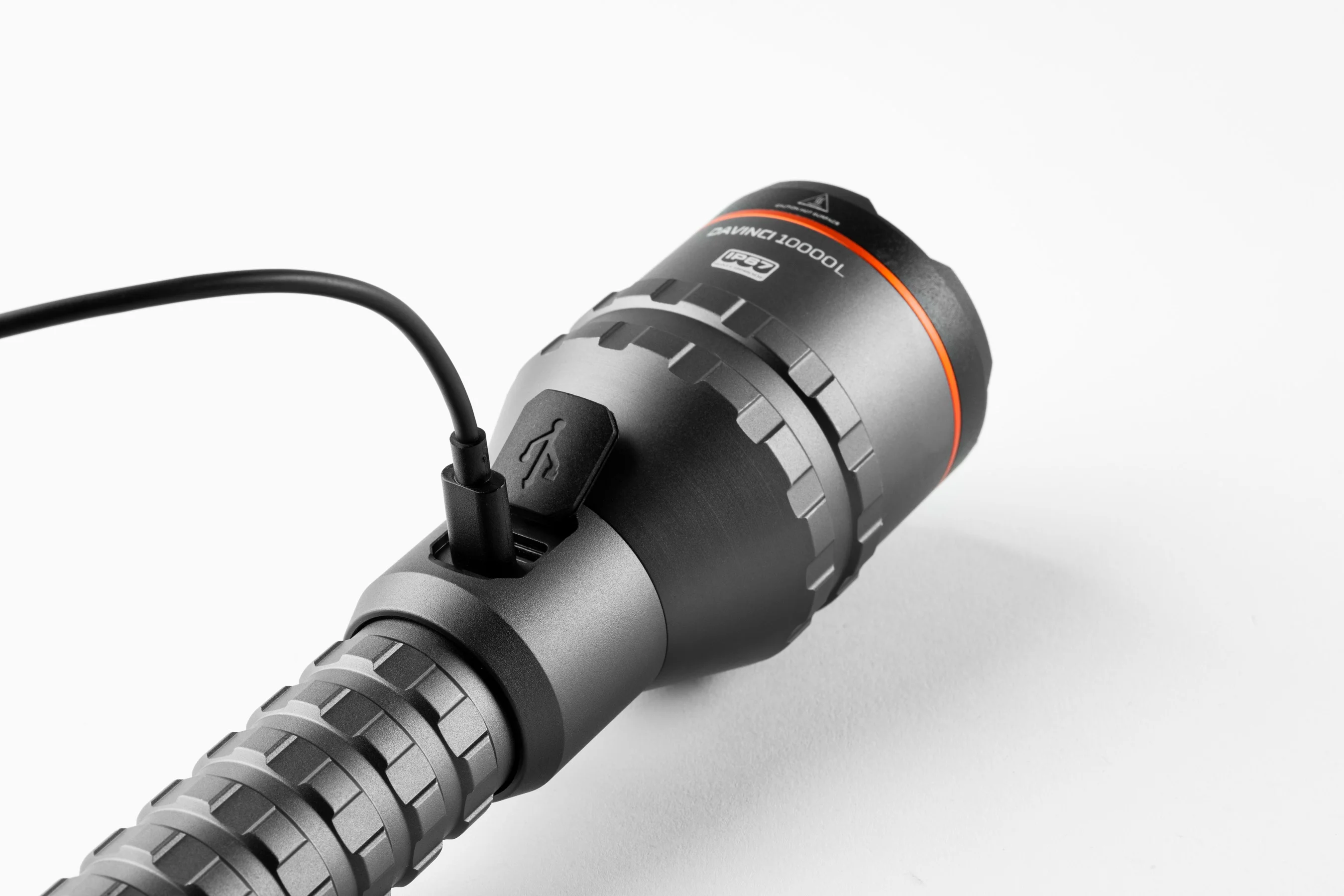 NEBO Davinci 10000L Powerful, Rechargeable and Waterproof Handheld Flashlight and Power Bank