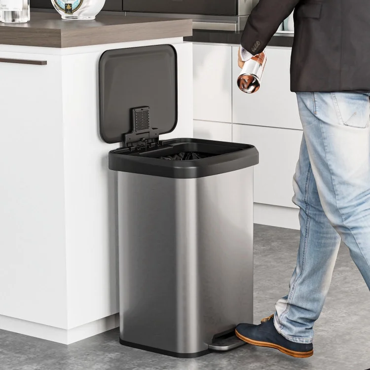 Stainless Steel Step Trash Can - 9.0 L - Upgrade Trash Disposal